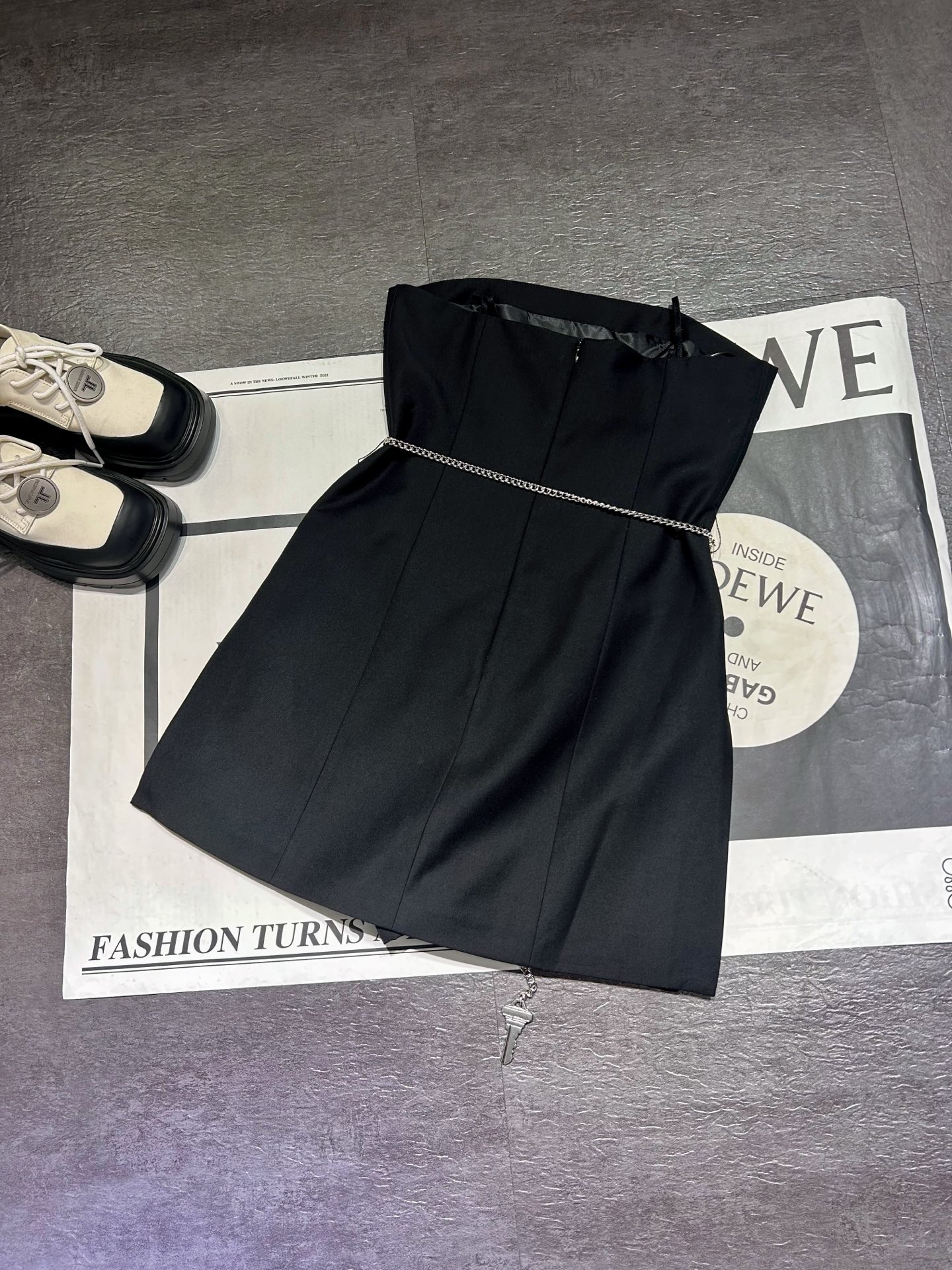 High-Quality Women’s Clothing: Alexanderwan Knitting Dress with Chain Decoration and Security Pants - 图片 5