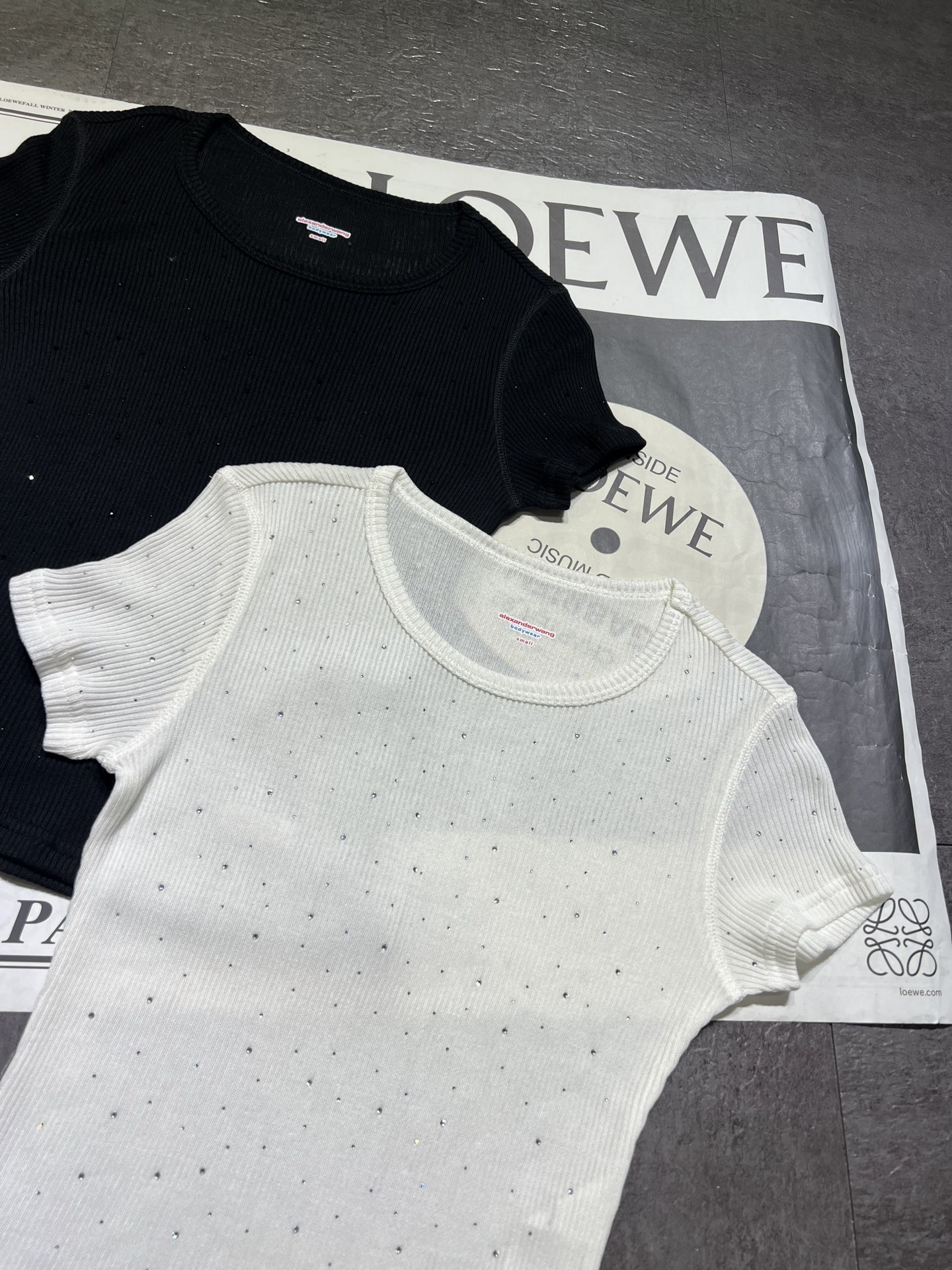 “High Quality Women’s Clothes: Alexand*r Wang 25S Spring/Summer Threaded T-shirts” - 图片 4