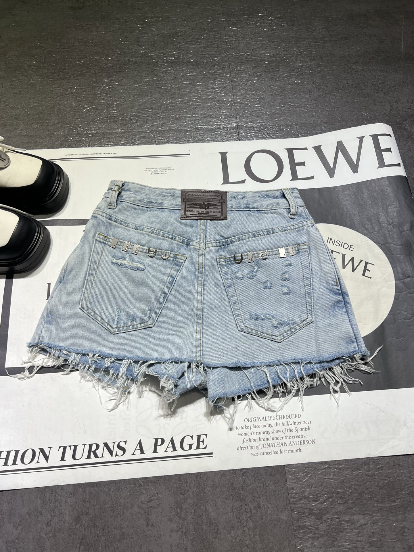High-End Alexanderwang Two-Storey Jeans Dress with Custom Hardware and SML Sizes - 图片 4