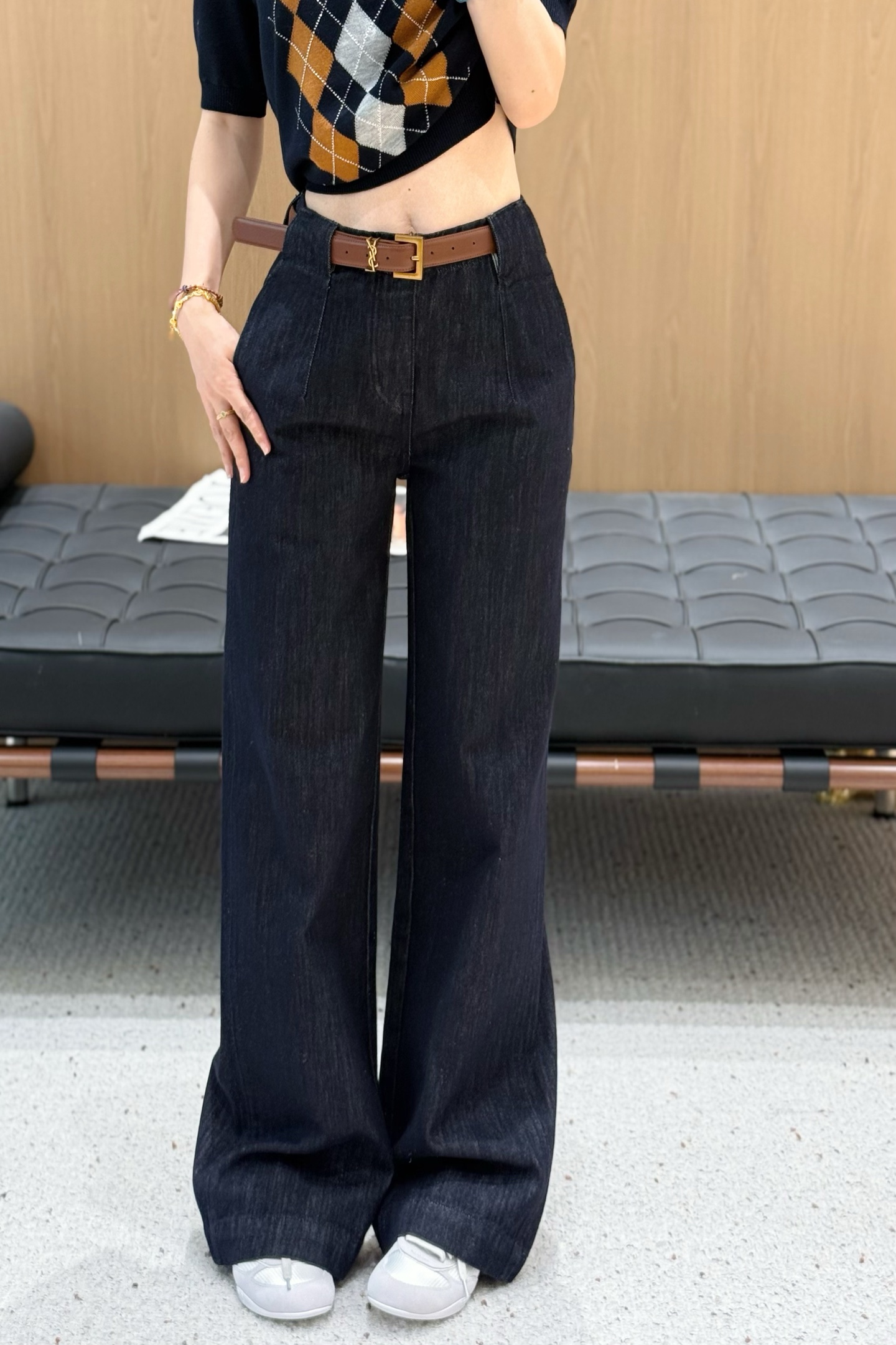 The sun is empty - 图片 1