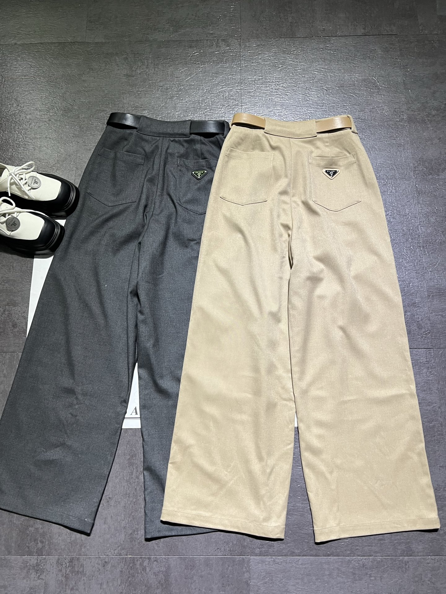 “Designer Single-Size Female Suit: Pants, Belts, Stylist, Colored Ocean, SMLs – Packaging Details” - 图片 5