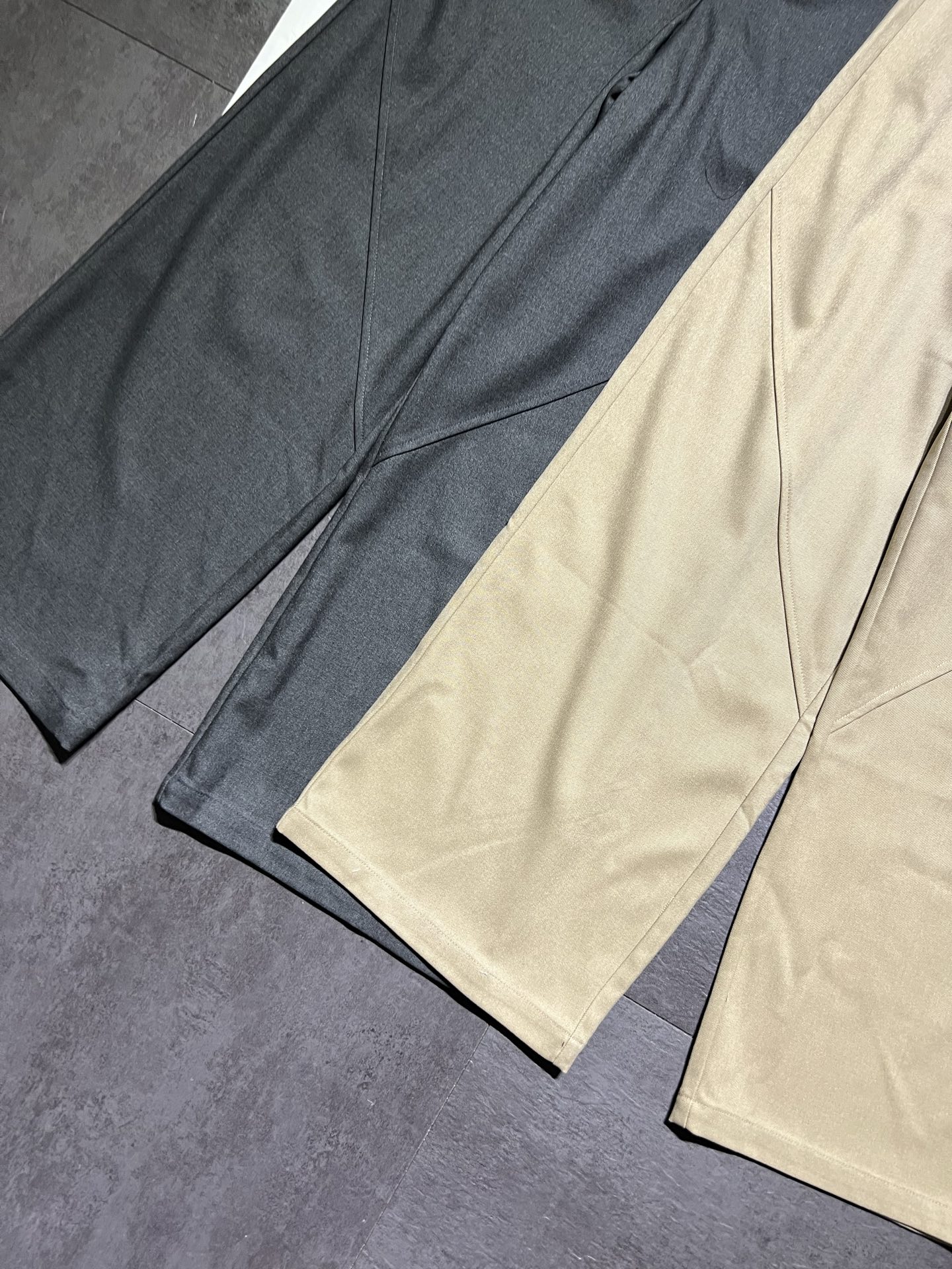 “Designer Single-Size Female Suit: Pants, Belts, Stylist, Colored Ocean, SMLs – Packaging Details” - 图片 3