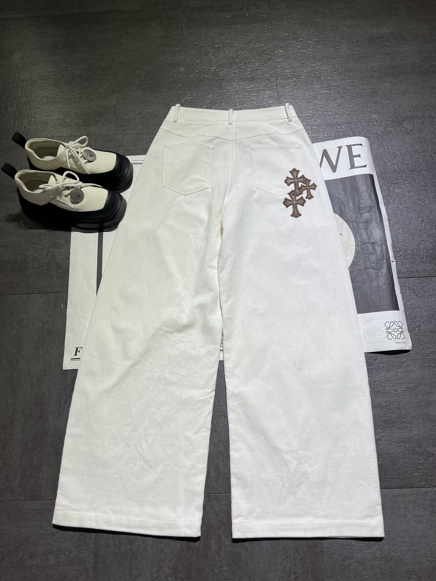 “Designer Female Suit: High-Explosive Rectangular Shorts, Custom Flair, Top-Notch Cardiac Design SML Packaging” - 图片 4