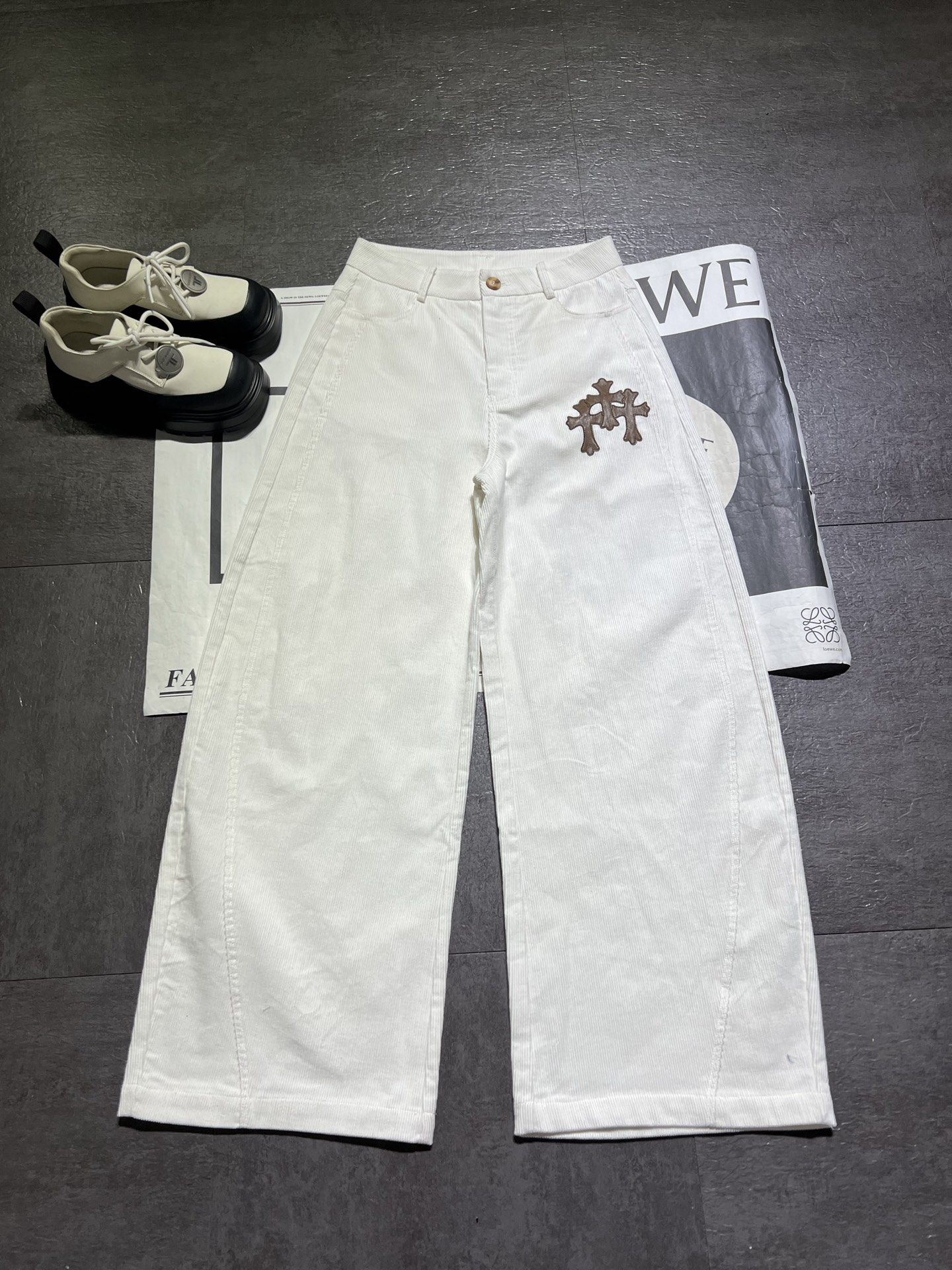 “Designer Female Suit: High-Explosive Rectangular Shorts, Custom Flair, Top-Notch Cardiac Design SML Packaging” - 图片 1