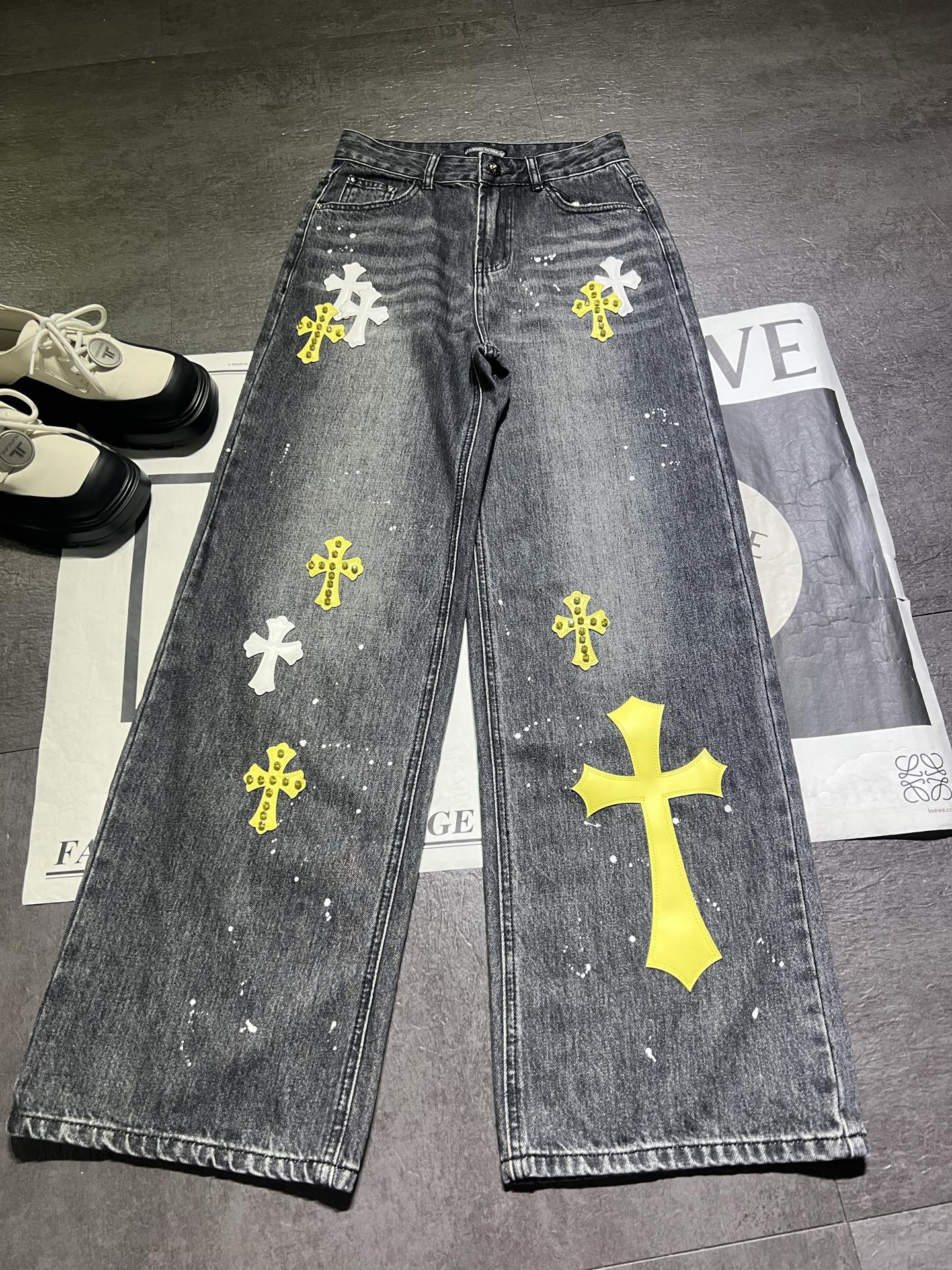 Title: New Autumn/Winter Chome Hearts Crowe Suit with Unique Handicrafts and Cotton Fabric Summary: Original hardcore female suit with special embroidery, cosmopolitan design, and gold accessories in - 图片 7