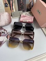 Hot Sale
 MiuMiu Cheap
 Sunglasses Set With Diamonds Women