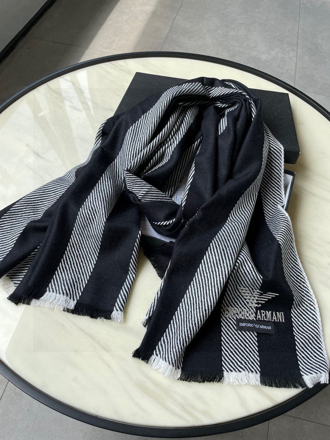 “Stylish Men’s Wool Scarf: Classic, Attractive, and High Quality” - 图片 8