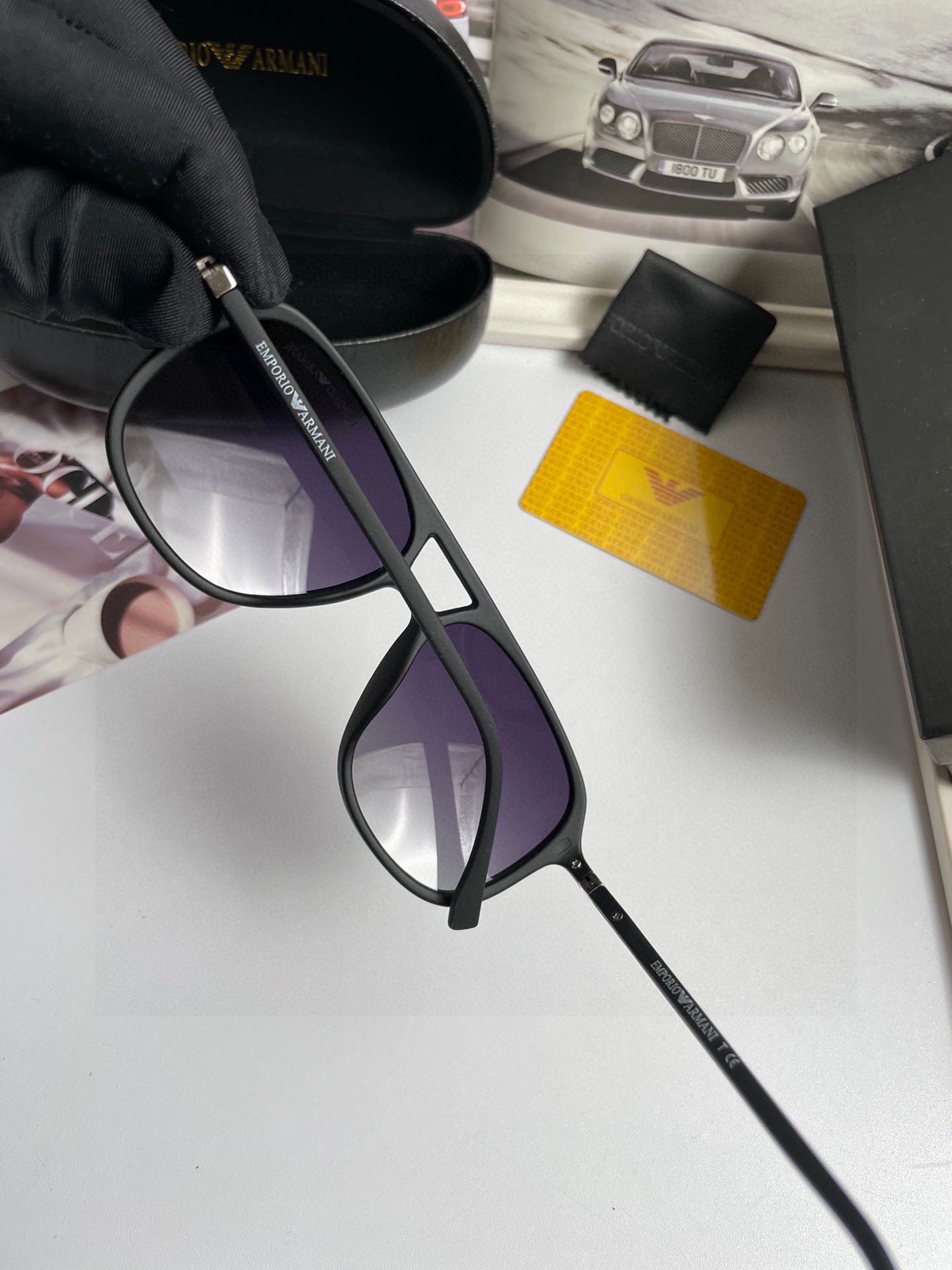 Amani ARMANI: High-End Handmade Male Luminous Sunglasses for Travel – Review 9814 - 图片 9