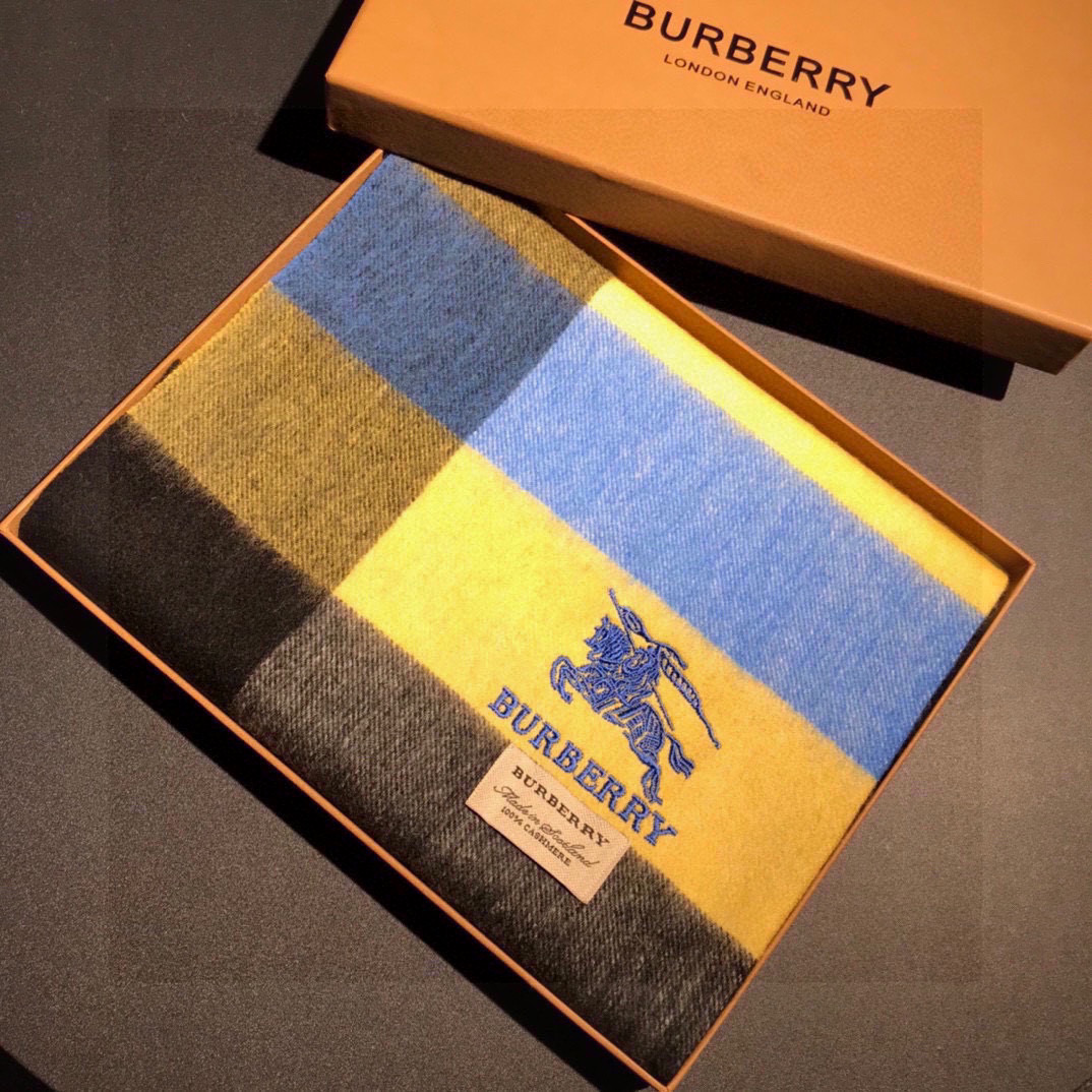 High Quality Imported Wool Scarf Stuns Overseas Cabinet and Country’s Dresser