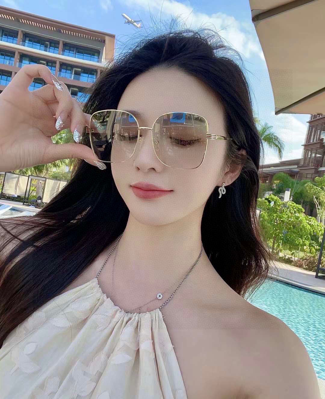 NO:352085,.New model: Brand, Gucci Women's Polarized Sunglasses Imported Alloy Frame HD Polarized Lens, Double G Metal Logo Alloy Temples, High-end Custom Design, Super Fashionable, Travel and Driving Essentials. (No. 7210) Glasses Sunglasses, Glasses, Gucci19860909.新款:品牌,古奇Gucci女士偏光太阳镜进口合金镜框高清偏光镜片,双G金属logo合金镜腿,高端定制设计,戴上超有范,旅游开车必备品.（编号7210）眼镜墨镜太阳镜,眼镜,gucci,glasses
