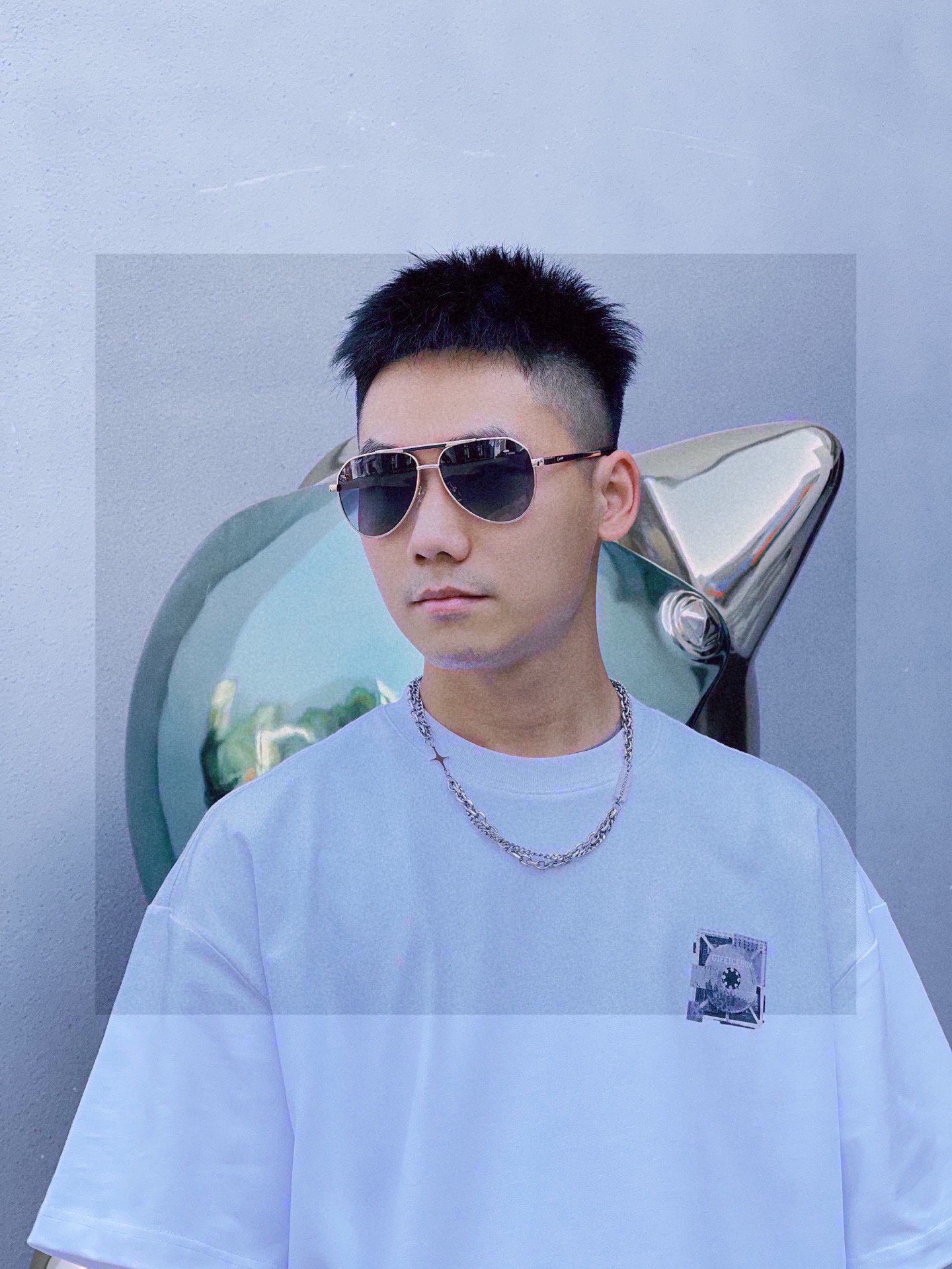 NO:352227,.The new brand Cartier Cartier original single quality men and women same polarized sunglasses, high-definition nylon lenses, metal alloy logo temples. You can see the details that the master's handmade design is exquisite, high-end and atmospheric, suitable for men and women traveling. Number 8167 glasses sunglasses, glasses, cartier, cartier19860909.新款品牌卡地亚Cartier原单品质男士女士同款偏光太阳镜 材质高清尼龙镜片、金属合金logo镜腿.看细节就知道大师手工制作设计,做工精致,高端大气,适合男女旅游出行.编号8167眼镜墨镜太阳镜,眼镜,cartier,cartier,glasses