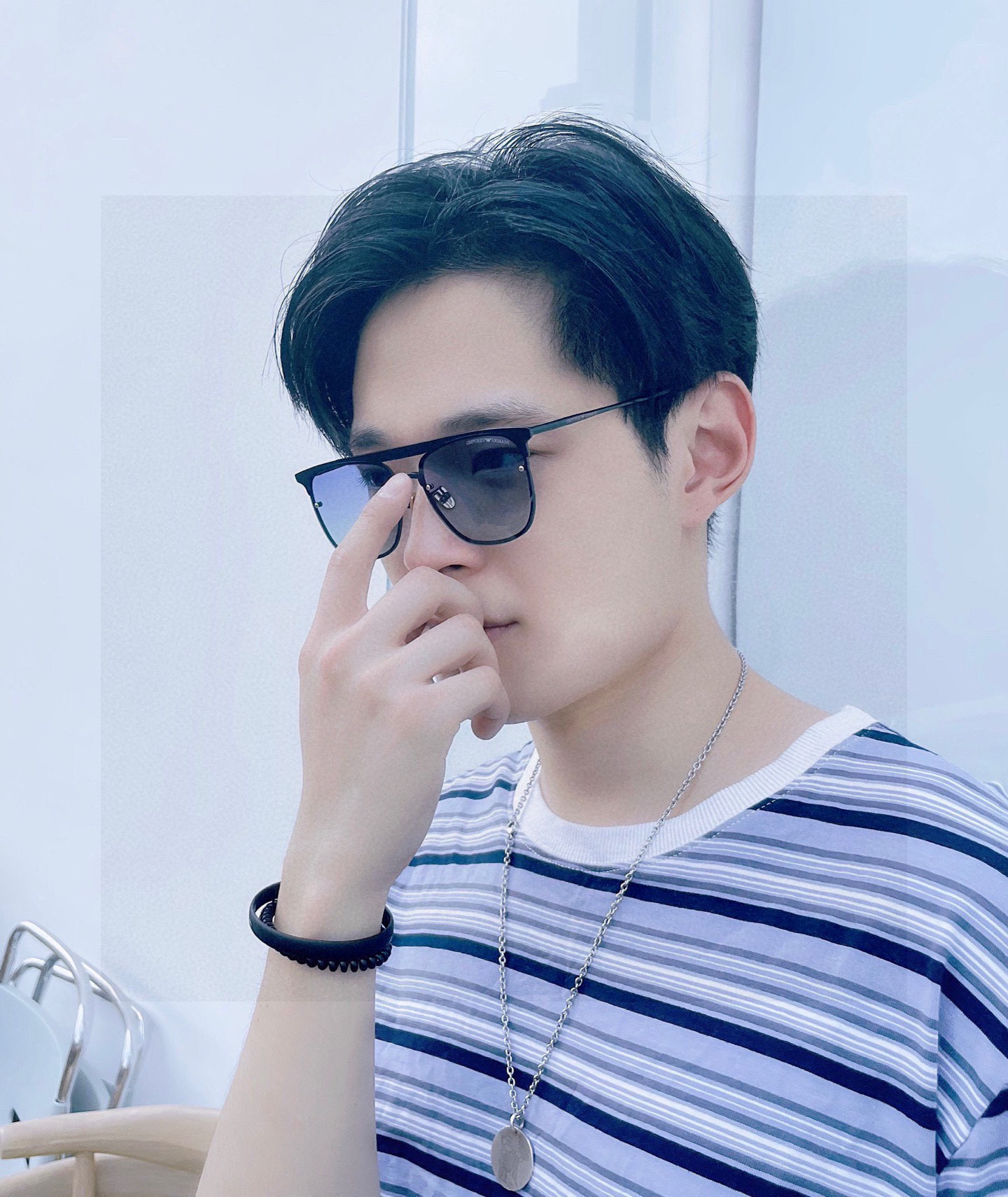 NO:358388,Armani original single-quality men's polarized sunglasses, high-definition Polaroid polarized lenses, metal alloy printed logo temples. You can see the details that the master's handmade design is exquisite, high-end and atmospheric, suitable for travel. Glasses, sunglasses, glasses, armani19860909阿玛尼原单品质男士偏光太阳镜 材质高清宝丽来偏光镜片、金属合金印字logo镜腿.看细节就知道大师手工制作设计,做工精致,高端大气,适合旅游出行.眼镜墨镜太阳镜,眼镜,armani,glasses