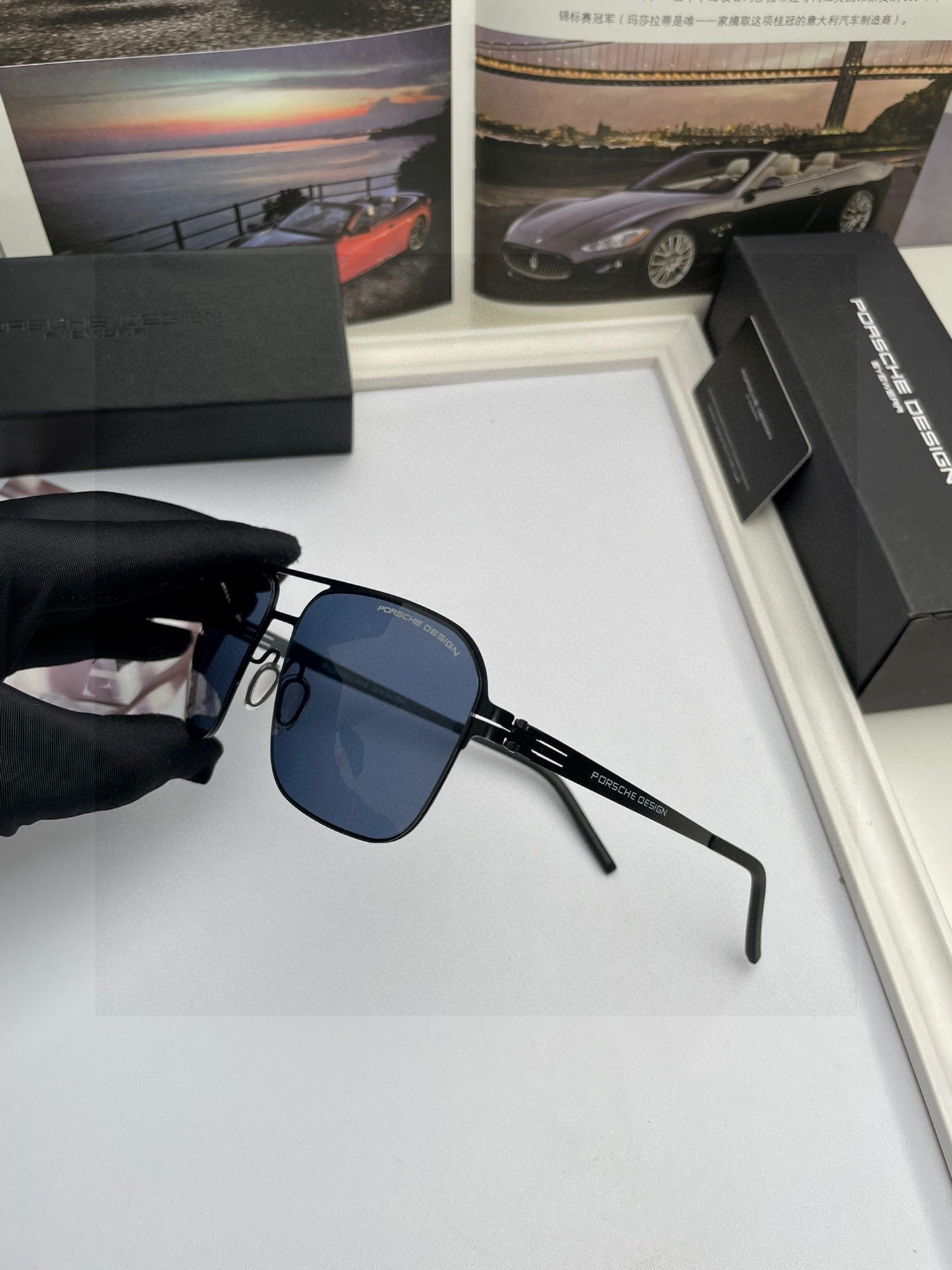 。牛货💥品牌：保时捷高品质男士女士钢皮原单太阳镜🕶️ 材质：高清尼龙镜片、💦超轻超有弹性镜腿.戴上超轻，
