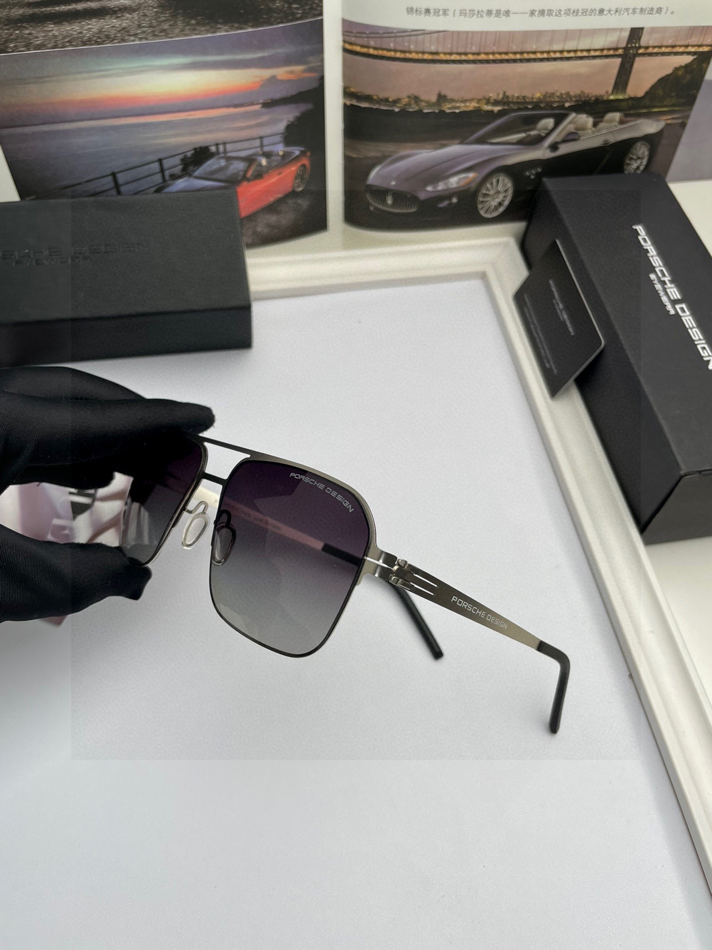 。牛货💥品牌：保时捷高品质男士女士钢皮原单太阳镜🕶️ 材质：高清尼龙镜片、💦超轻超有弹性镜腿.戴上超轻，