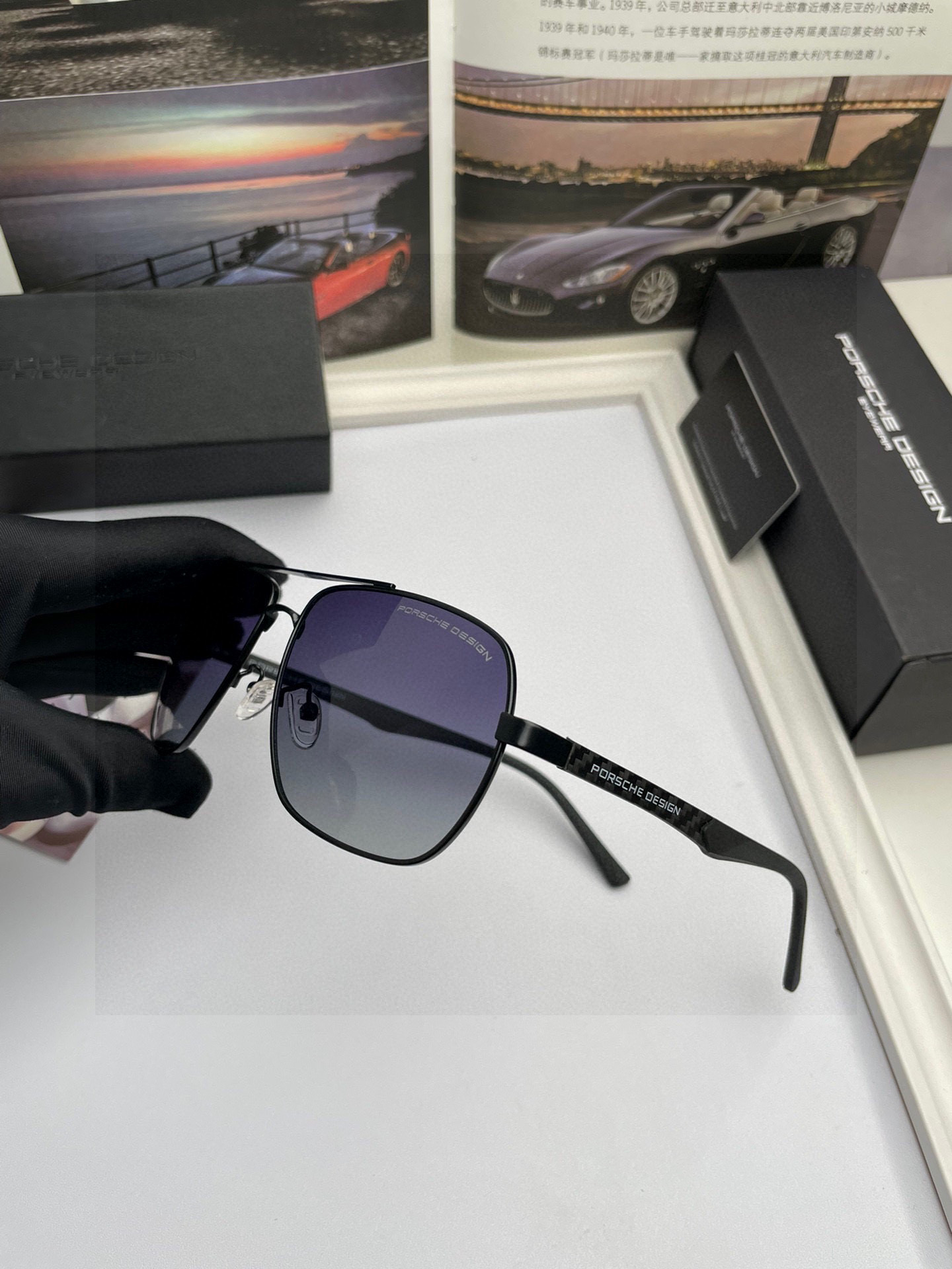 。新款牛货💥品牌：保时捷 高品质男士女士原单太阳镜🕶️ 材质：高清尼龙镜片、💦超轻超有弹性镜腿.戴上超轻