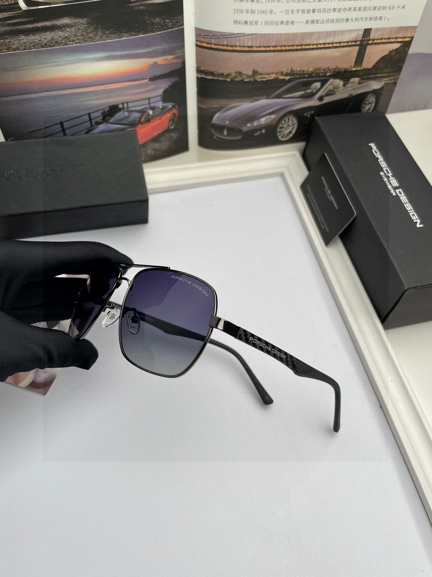 。新款牛货💥品牌：保时捷 高品质男士女士原单太阳镜🕶️ 材质：高清尼龙镜片、💦超轻超有弹性镜腿.戴上超轻