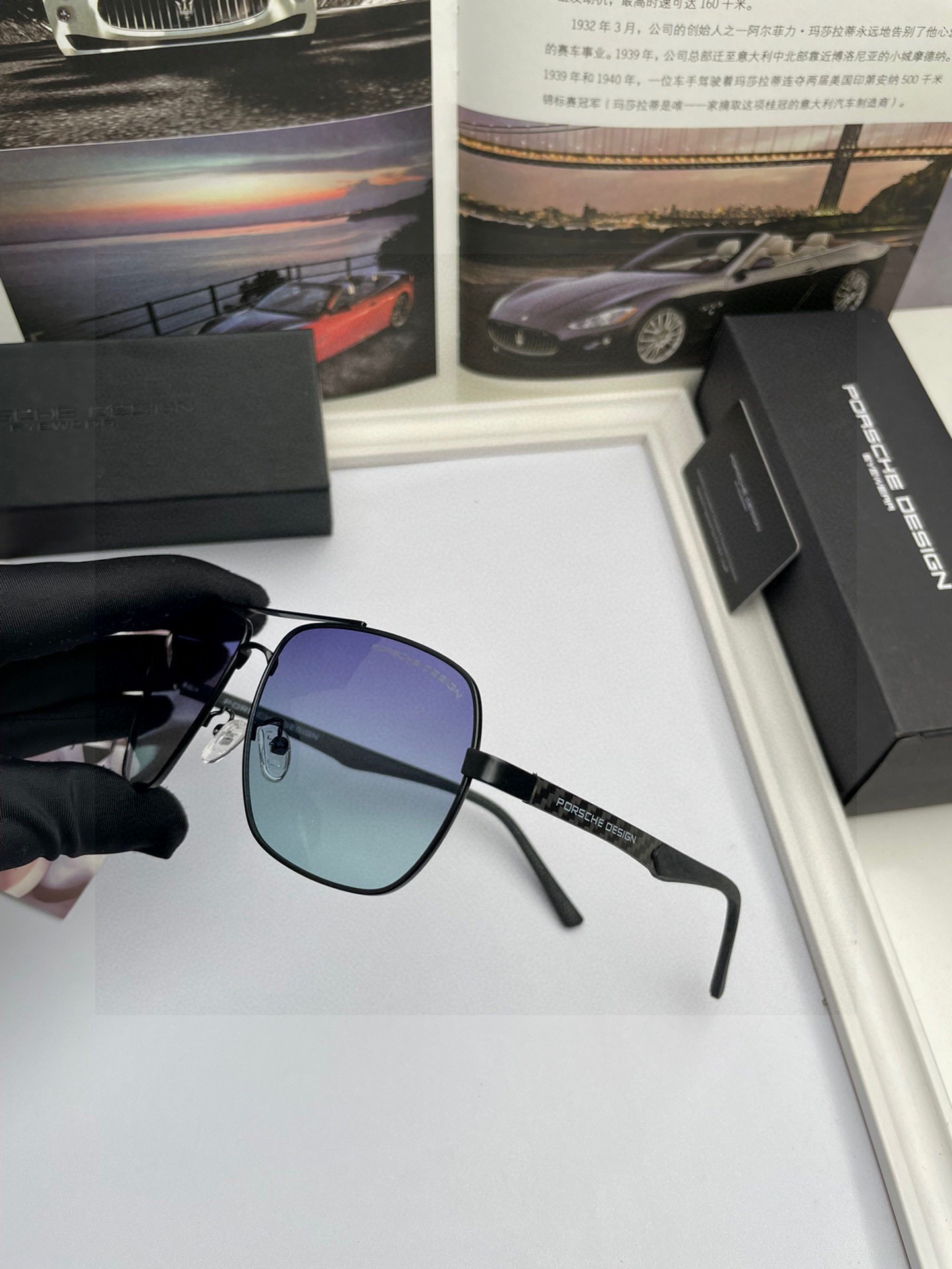 。新款牛货💥品牌：保时捷 高品质男士女士原单太阳镜🕶️ 材质：高清尼龙镜片、💦超轻超有弹性镜腿.戴上超轻