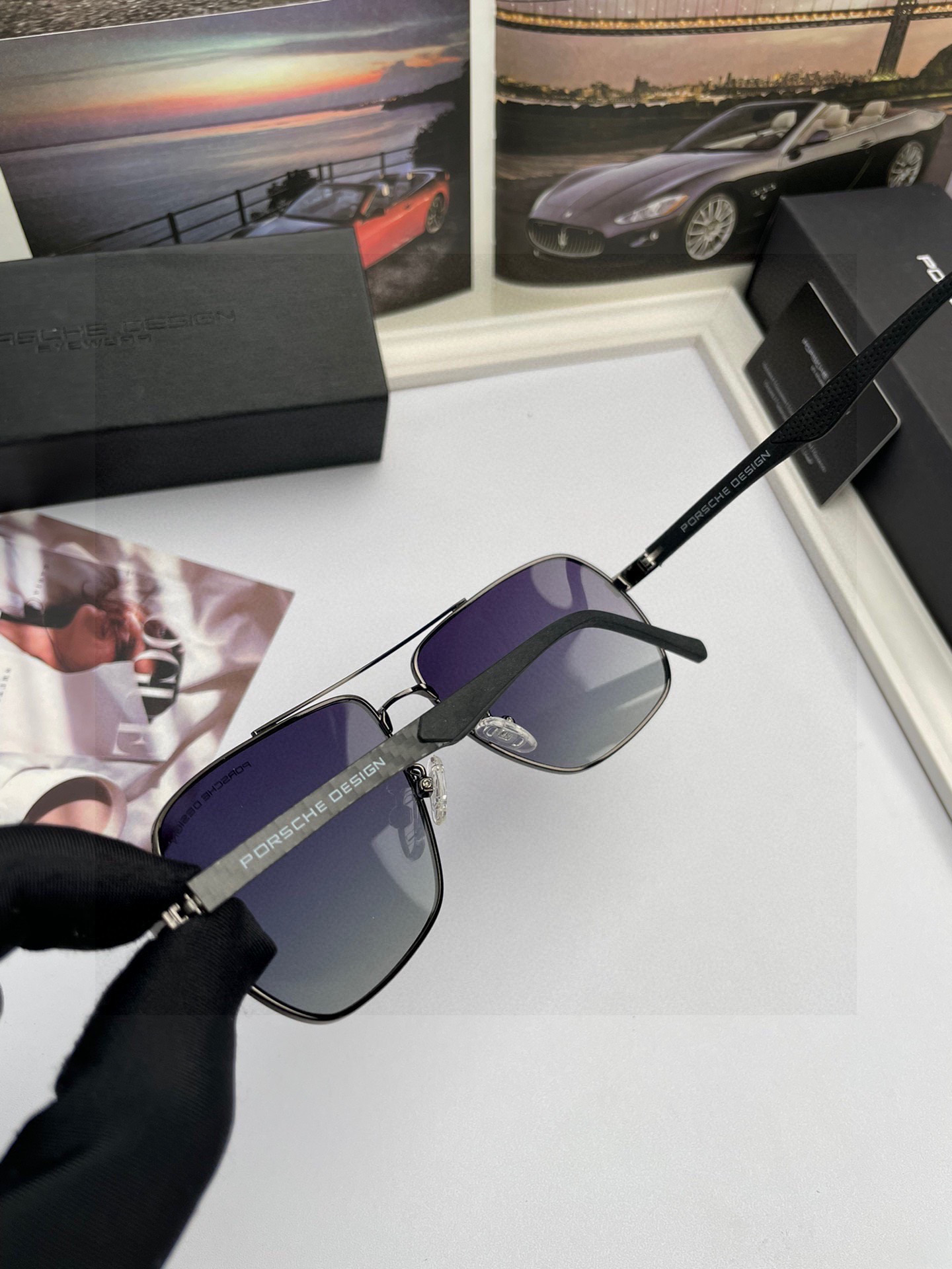 。新款牛货💥品牌：保时捷 高品质男士女士原单太阳镜🕶️ 材质：高清尼龙镜片、💦超轻超有弹性镜腿.戴上超轻