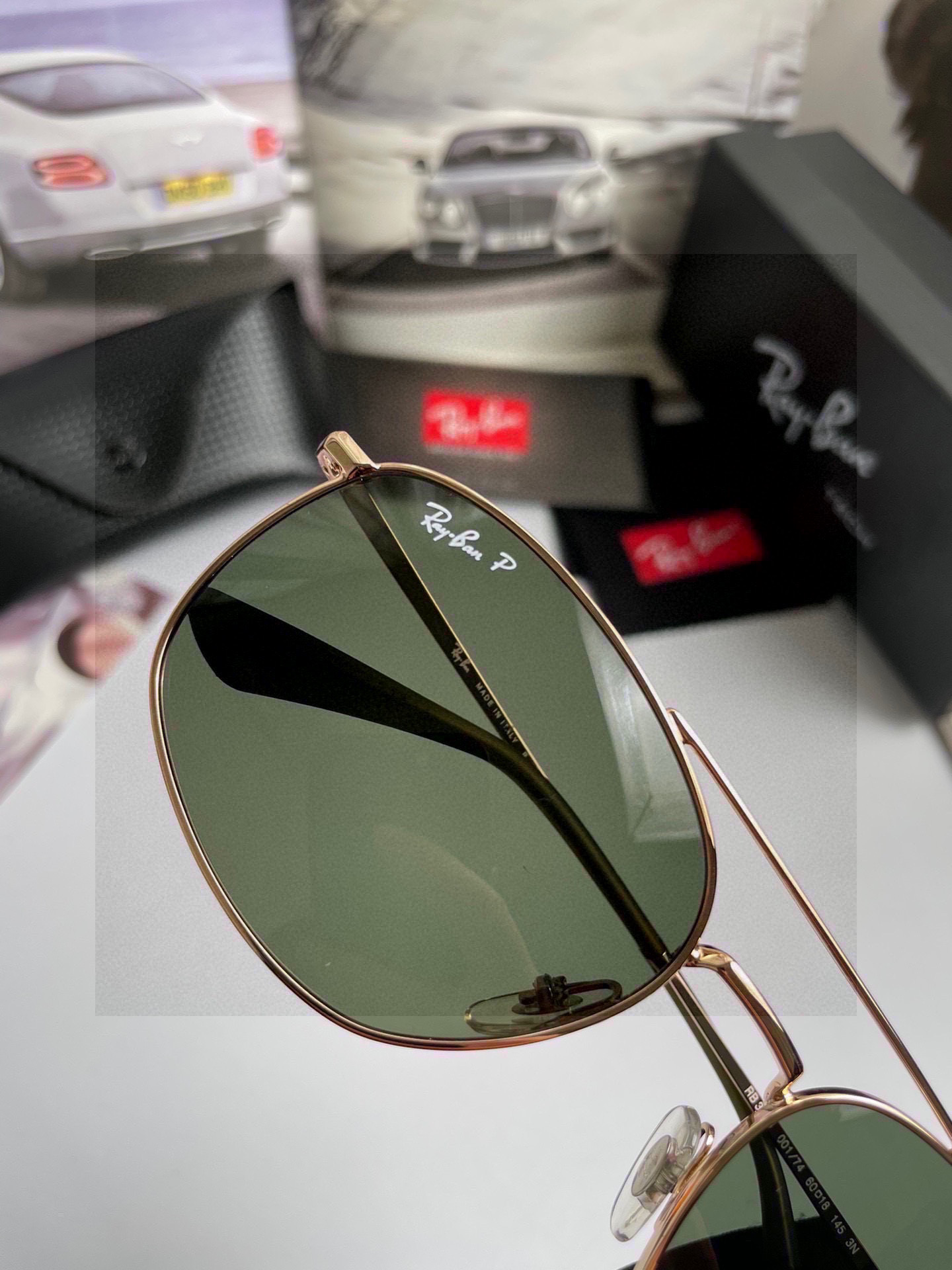 。新款💥品牌：雷朋Ray.Ban高品质男士偏光太阳镜🕶️ 材质：进口宝丽来偏光镜片、💦进口不锈钢合金镜框
