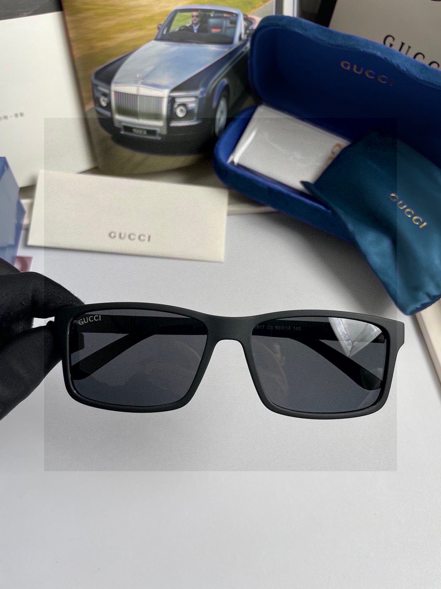 。新款💥品牌：古奇Gucci：原单品质男士女士偏光太阳镜🕶️ 材质：高清宝丽来偏光镜片、板材印字logo