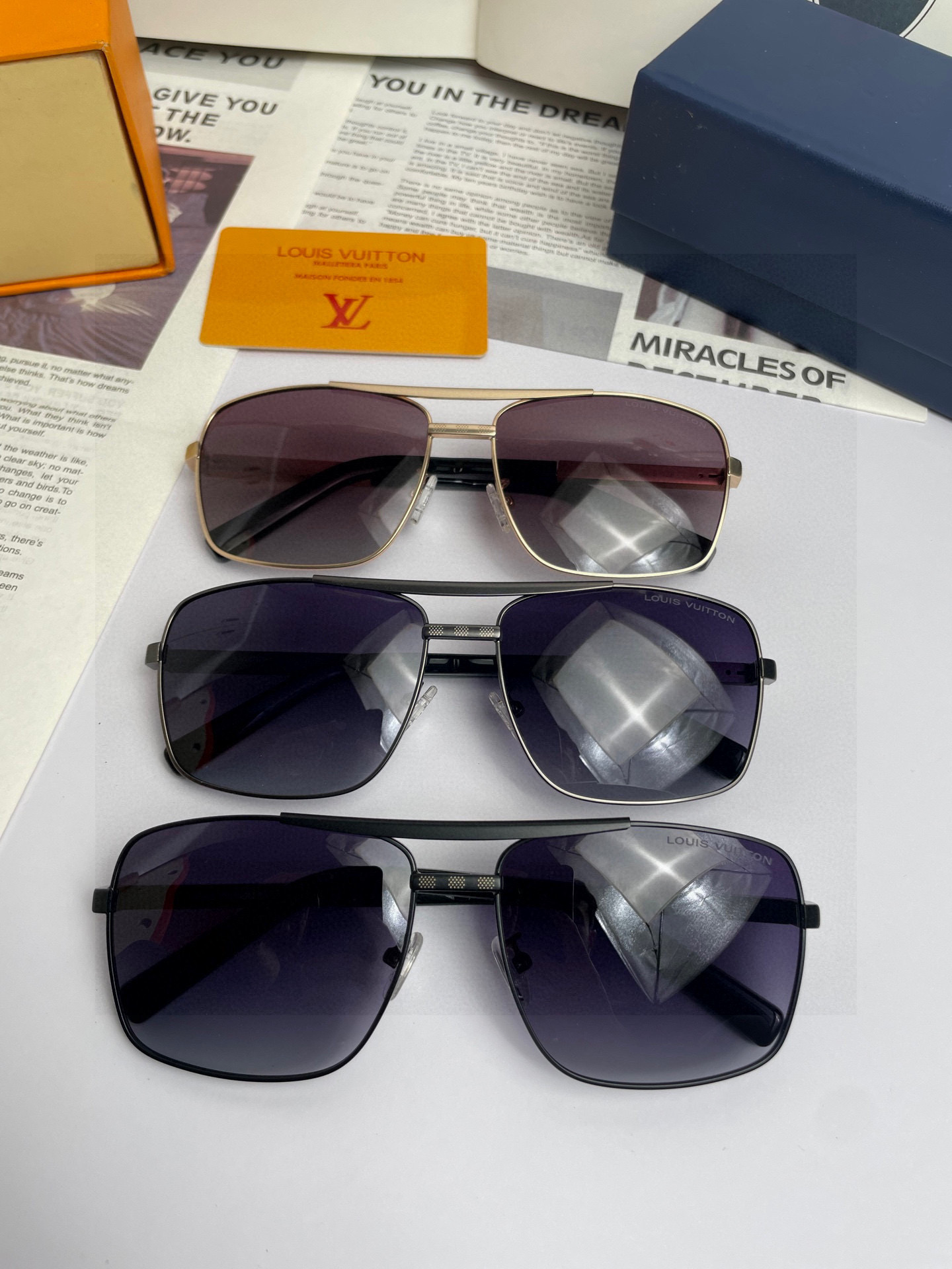 。新款💥品牌：路易威登LV 原单品质男女同款偏光太阳镜🕶️ 材质：高清宝丽来偏光镜片、进口合金印字log