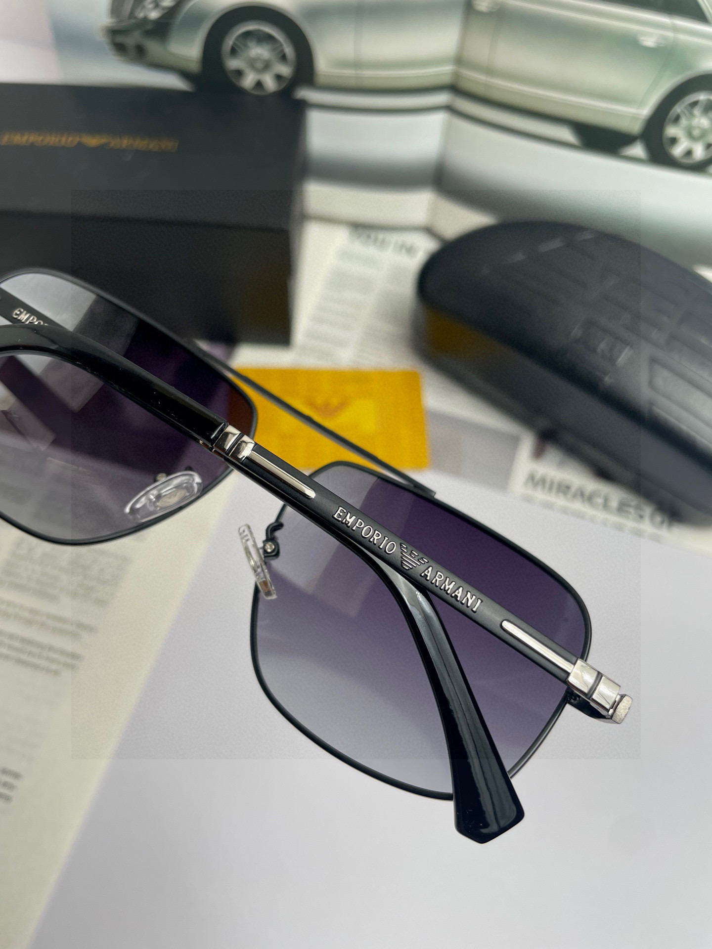 。新款💥品牌：阿玛尼ARMANI ：原单品质男士偏光太阳镜🕶️ 材质：高清宝丽来偏光镜片；进口合金金属镜