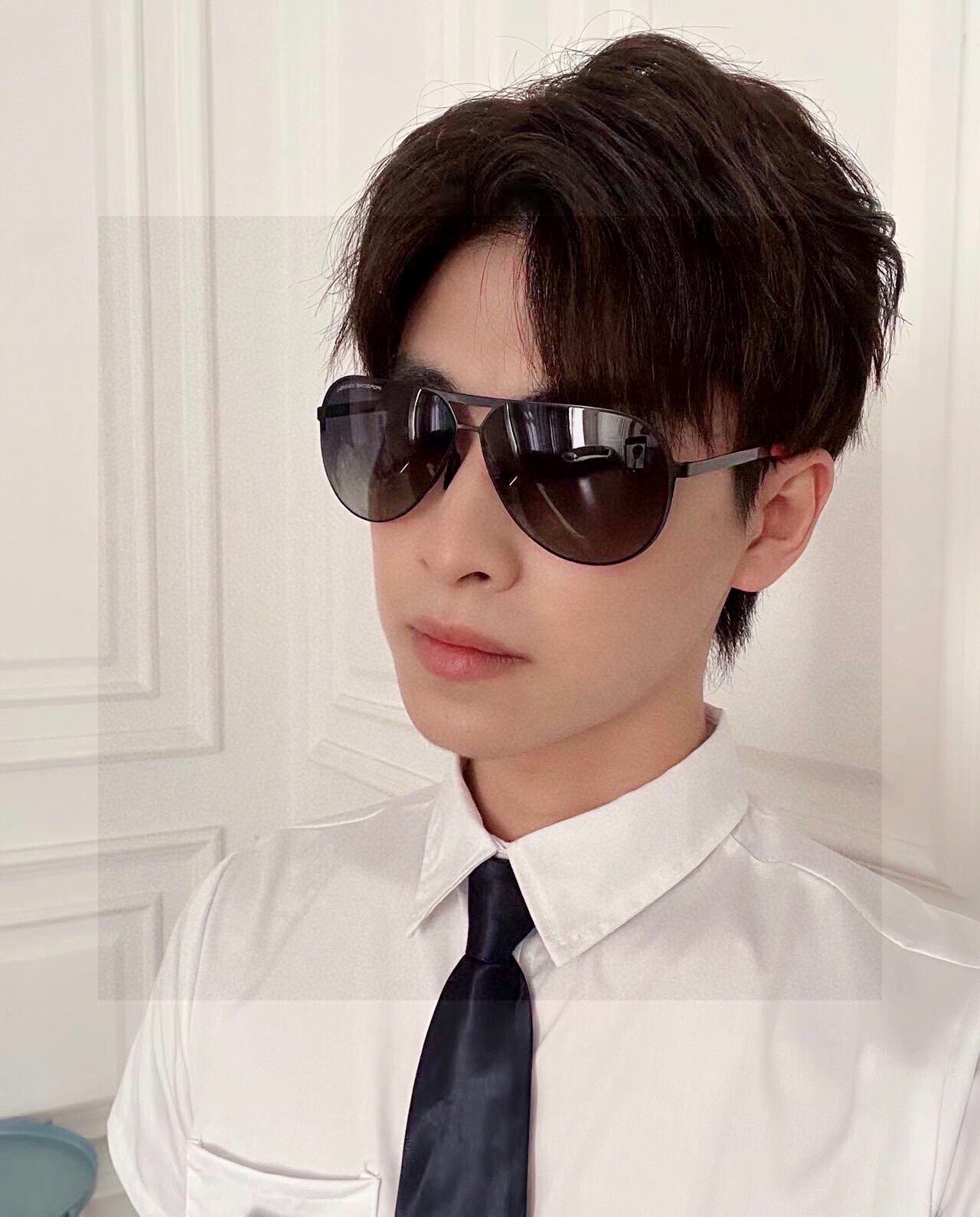 NO:364600,.Porsche high-quality men's polarized sunglasses, high-definition nylon lenses, ultra-light and elastic temples. Wear super light and no nose pressing, and it is excellent to buy No. 8115 glasses sunglasses, sunglasses, glasses19860909.保时捷高品质男士偏光太阳镜 材质高清尼龙镜片、超轻超有弹性镜腿.戴上超轻,不压鼻,入手超赞 编号8115眼镜墨镜太阳镜,眼镜,glasses