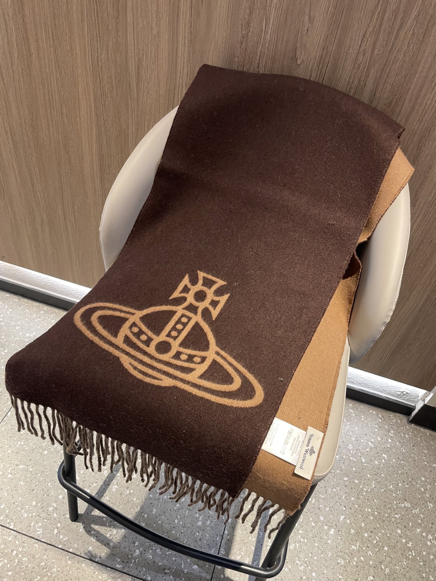 💟西太后超美新款双面围巾！超级推荐入手！质感好货！据说超难买哦！！做工非常精致，很有分量，我们的 格真的