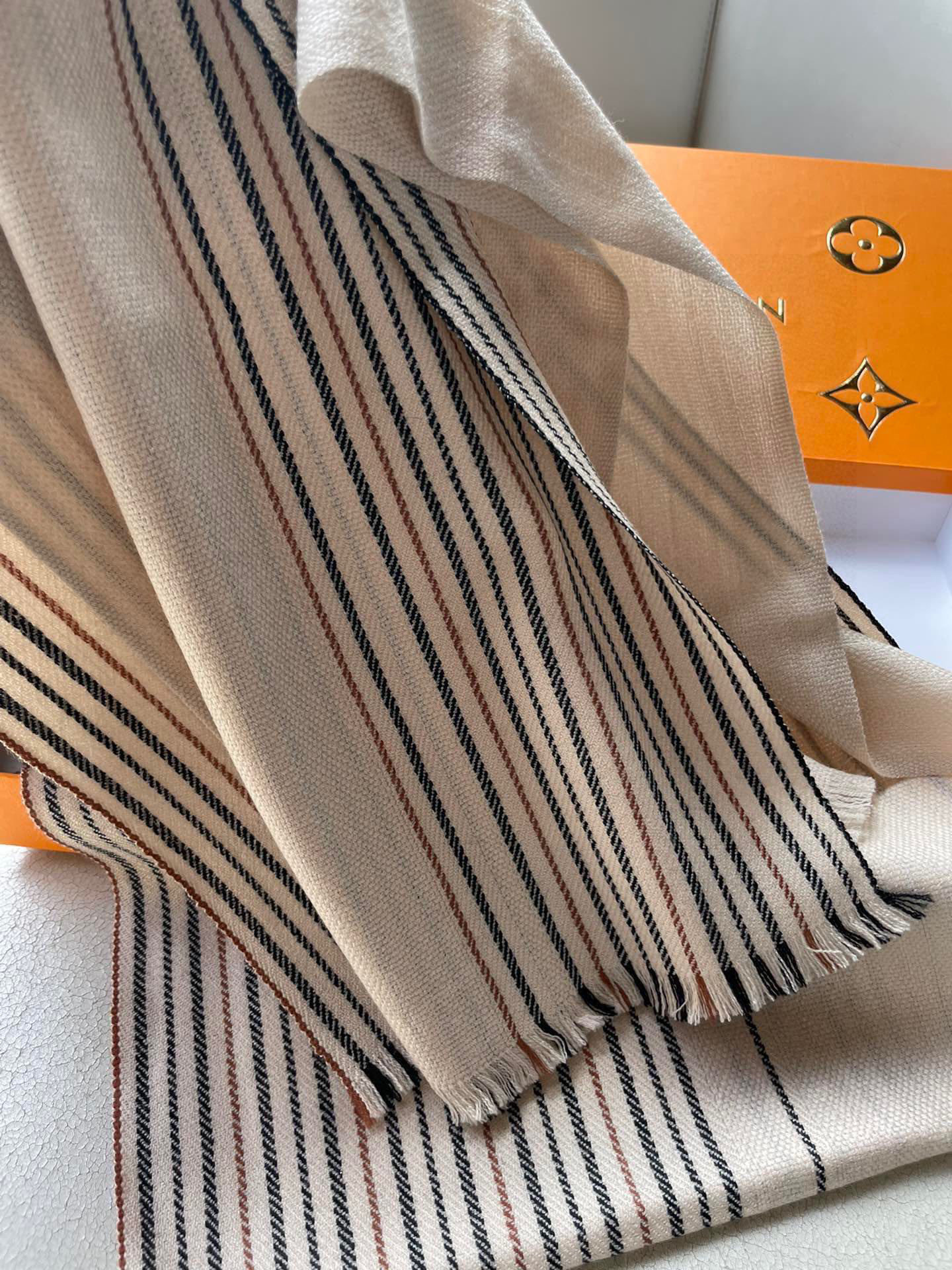 LV路易威登格子刺绣🪡极品硬货❗️品质极好极好的[流泪]可以pk专柜的最极品的品质❗️经典大幅 Mono