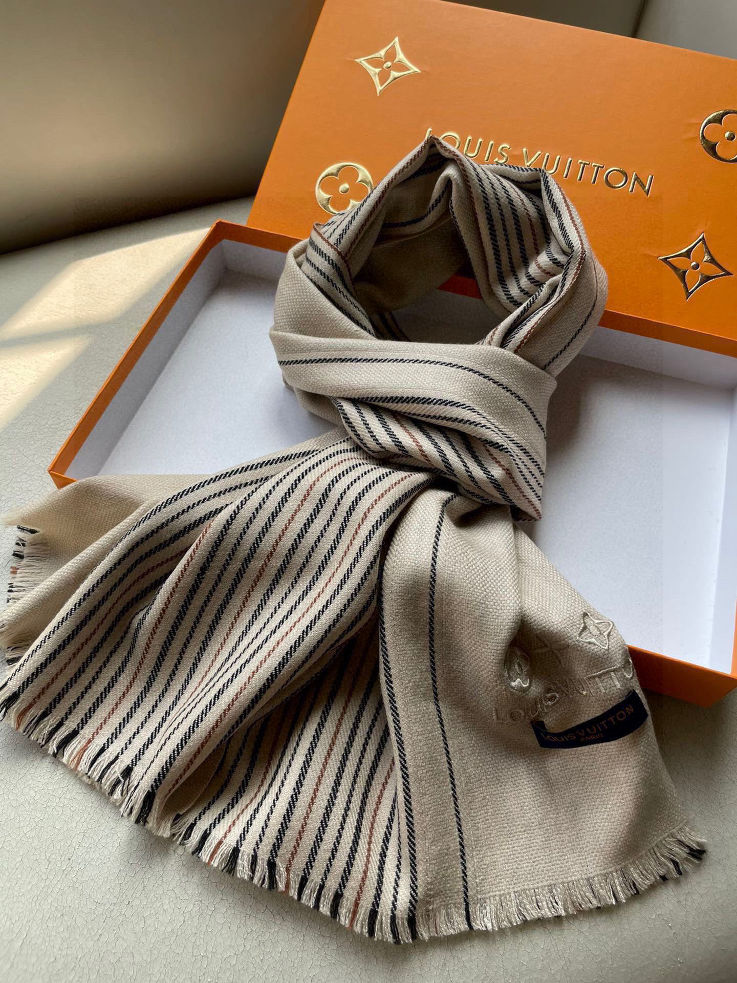 LV路易威登格子刺绣🪡极品硬货❗️品质极好极好的[流泪]可以pk专柜的最极品的品质❗️经典大幅 Mono