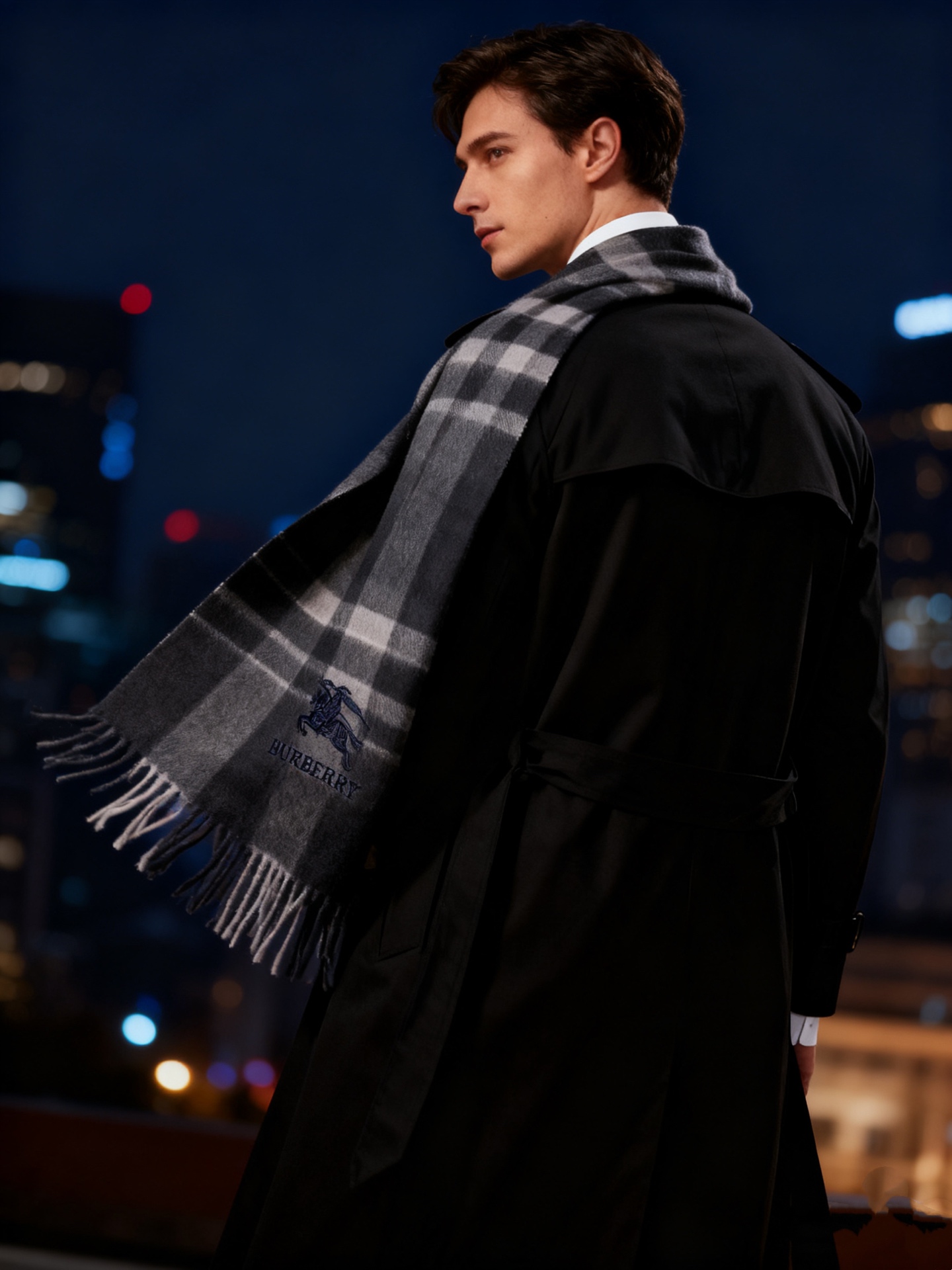 新款巴宝莉男士格子高级货❗️ 顶级出口尾单战马刺绣👍货不多，下手一定要快，真心美的让人非常非常心动 上身