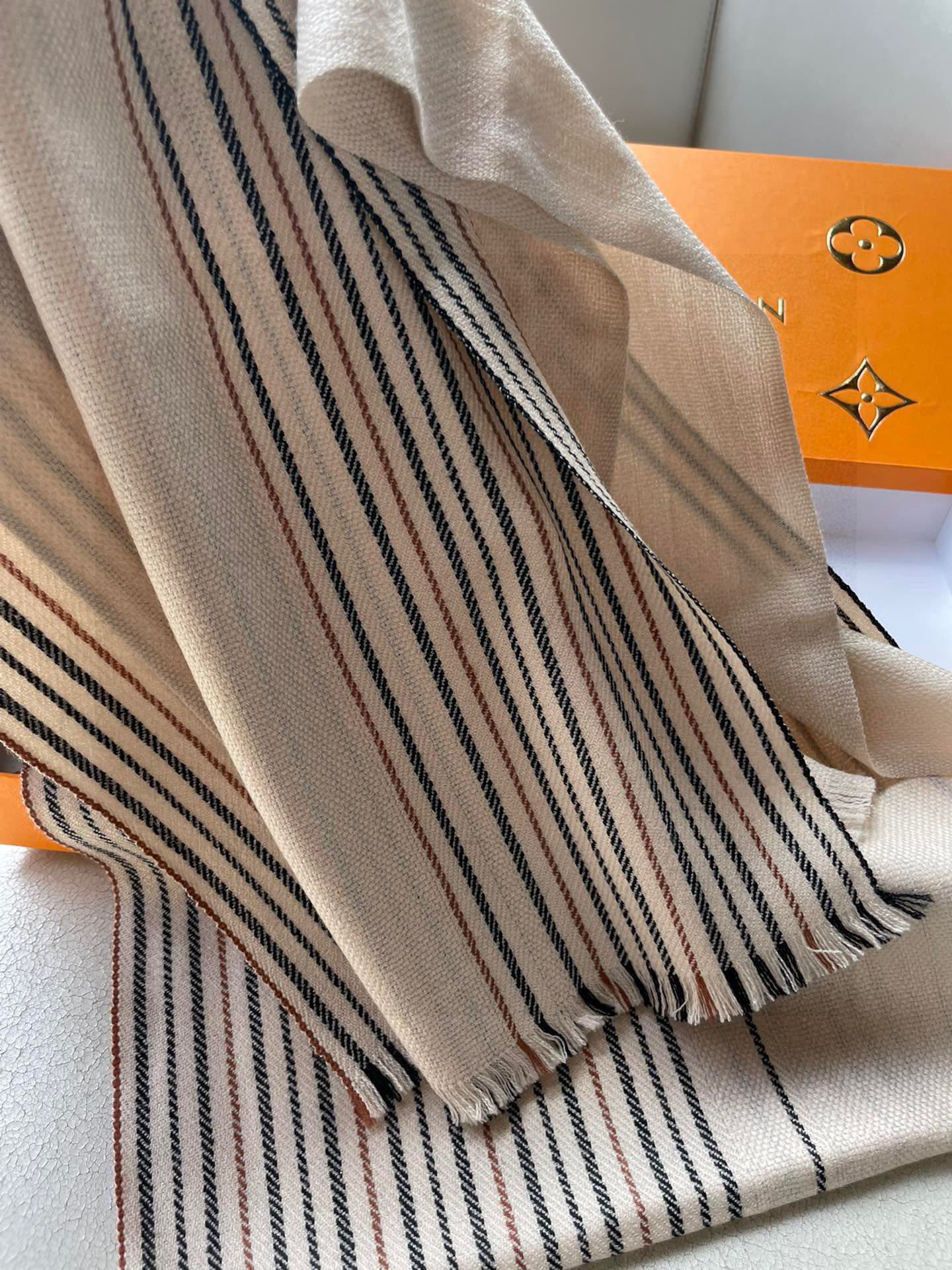 LV路易威登格子刺绣🪡极品硬货❗️品质极好极好的[流泪]可以pk专柜的最极品的品质❗️经典大幅 Mono