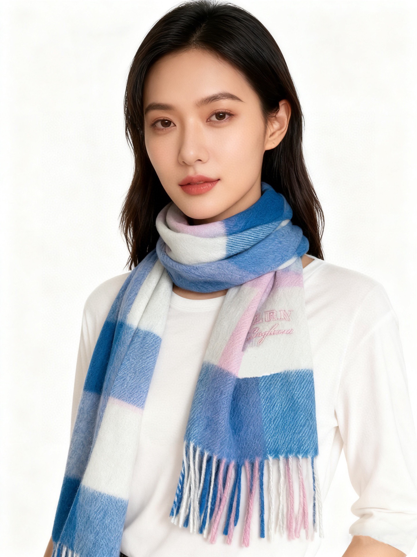 巴宝莉高品质进口羊绒字母logo刺绣围巾 惊爆上架 海外专柜最新男士女士情侣 羊绒围巾 国内专柜都没上架