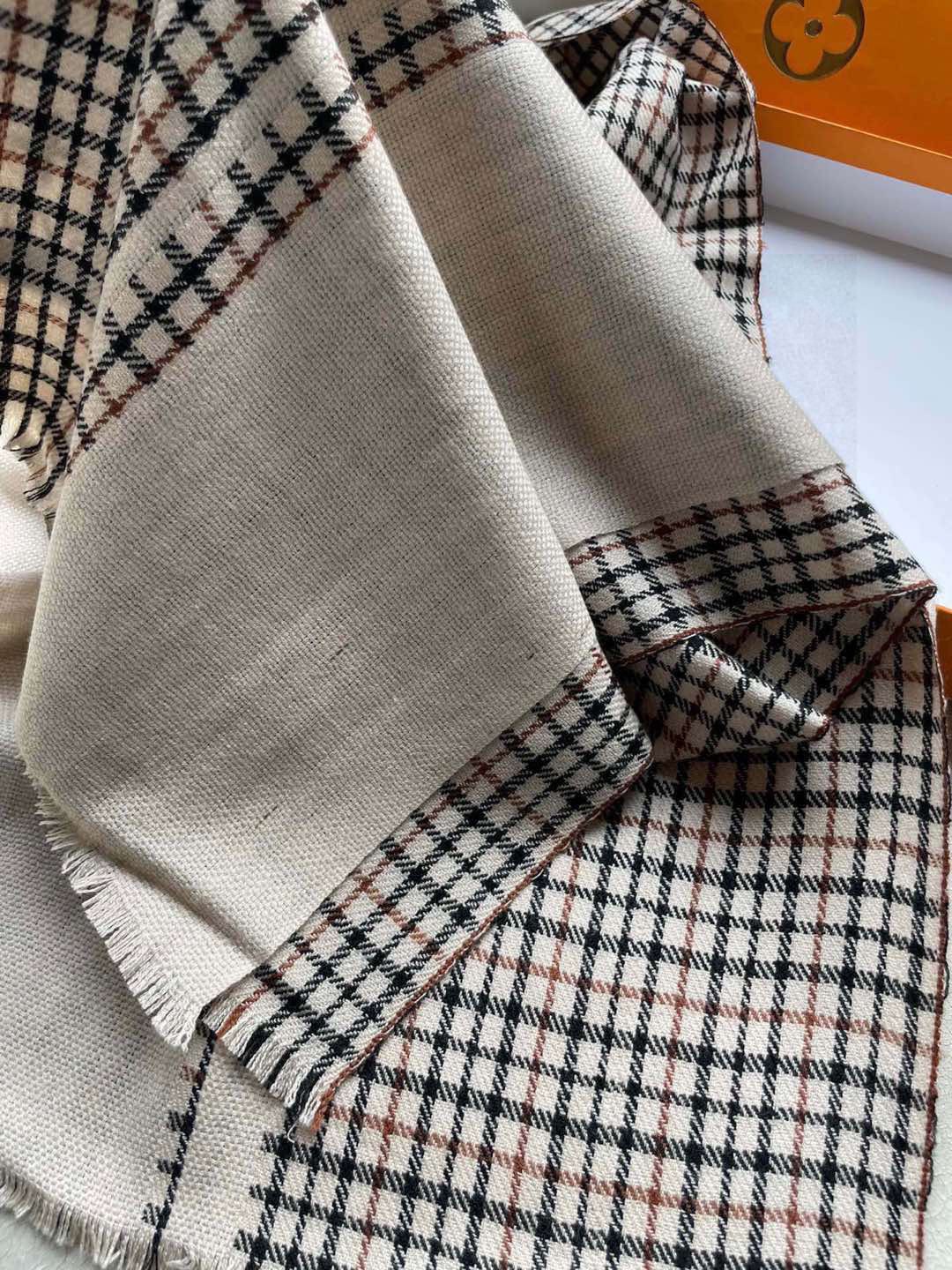 LV路易威登格子刺绣🪡极品硬货❗️品质极好极好的[流泪]可以Pk专柜的最极品的品质❗️经典大幅 Mono