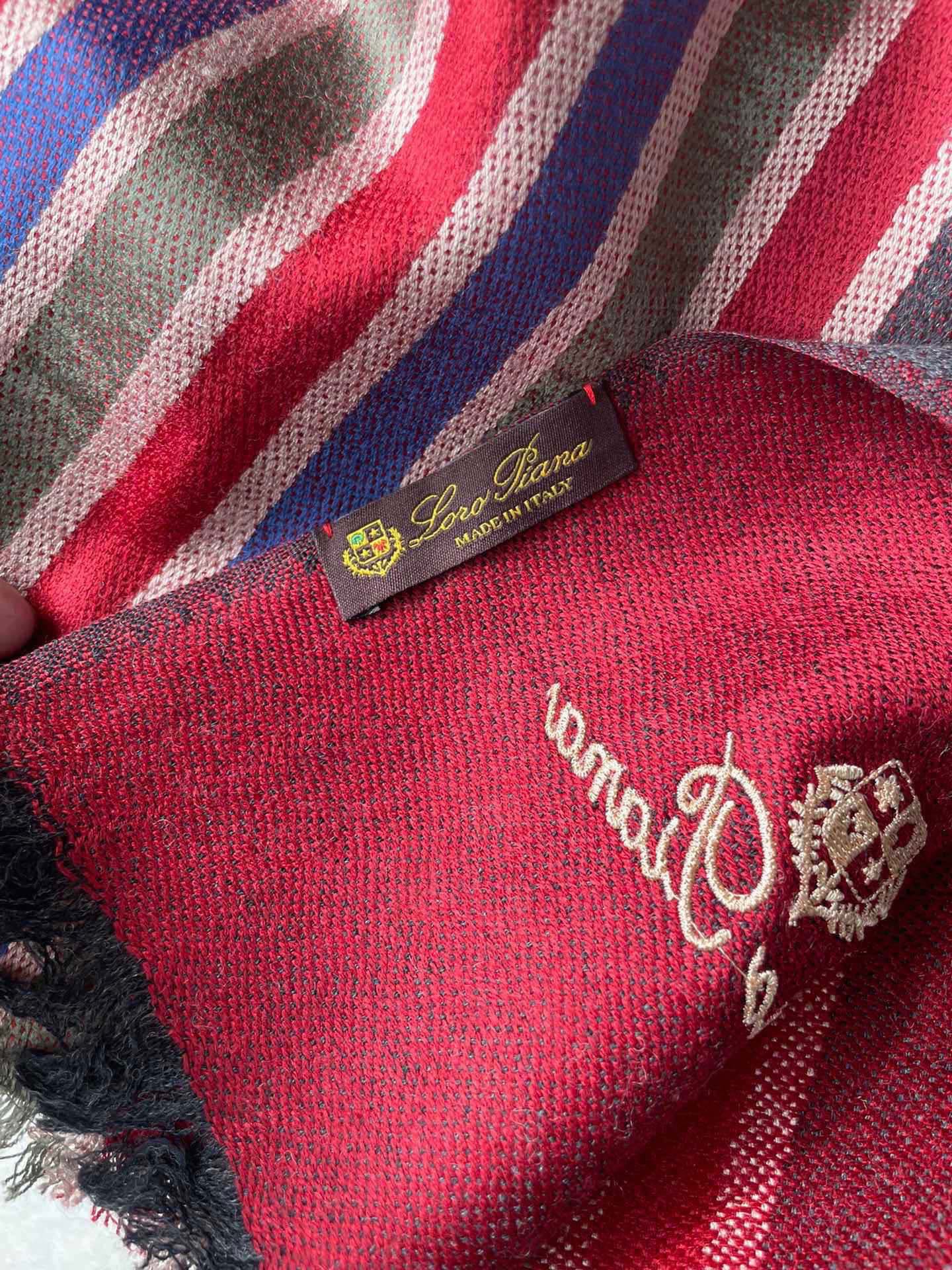 意大利🇮🇹奢侈品牌 💯🎆loro Pianna 皮安娜 设计新贵 以简洁大气的款式著名 📿📿正儿八经的正