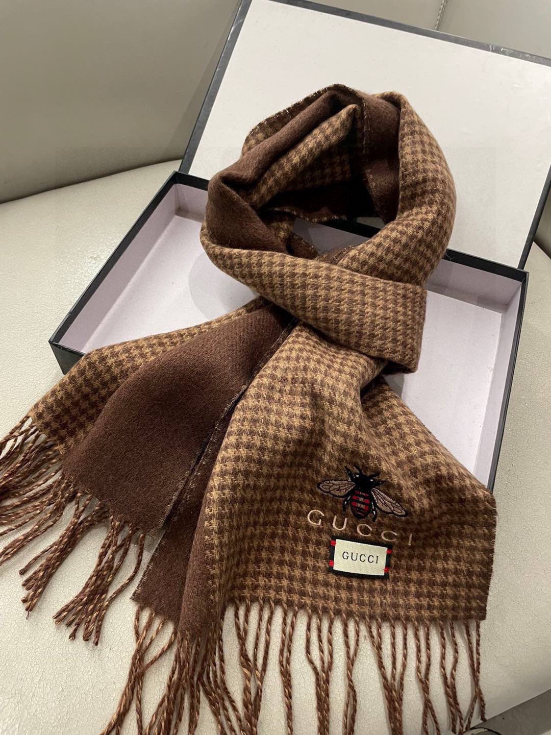 gucci scarf Gucci ‮ ‬ ‮ ‬ ‮ ‬ ‮ ‬ ‮ ‬ ‮ ‬ ‮ ‬ 100% ‮ ‬ ‮ ‬ ‮ ‬ 32×180 — photo 9