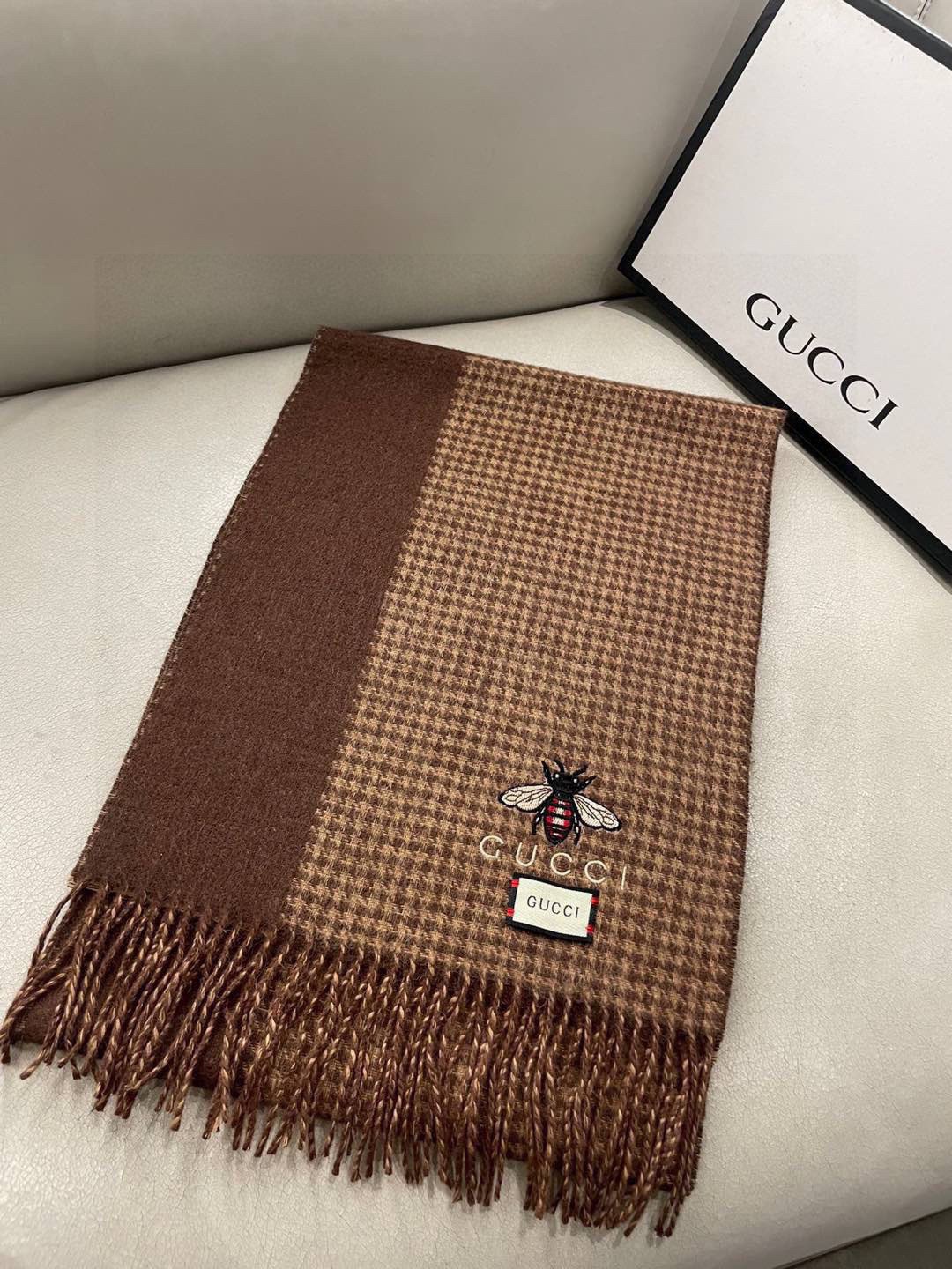 gucci scarf Gucci ‮ ‬ ‮ ‬ ‮ ‬ ‮ ‬ ‮ ‬ ‮ ‬ ‮ ‬ 100% ‮ ‬ ‮ ‬ ‮ ‬ 32×180 — photo 3