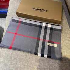 同步官网,巴宝莉经典时尚的情怀。日常时髦实用款】Burberry新款,真的无敌时髦百搭!!独有的格调,这才是大牌最迷人的 同步官网,巴宝莉经典时尚的情怀。日常时髦实用款】Burberry新款,真的无敌时髦百搭!!独有的格调,这才是大牌最迷人的
