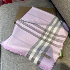 同步官网,巴宝莉经典时尚的情怀。日常时髦实用款】Burberry新款,真的无敌时髦百搭!!独有的格调,这才是大牌最迷人的 同步官网,巴宝莉经典时尚的情怀。日常时髦实用款】Burberry新款,真的无敌时髦百搭!!独有的格调,这才是大牌最迷人的