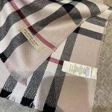 同步官网,巴宝莉经典时尚的情怀。日常时髦实用款】Burberry新款,真的无敌时髦百搭!!独有的格调,这才是大牌最迷人的 同步官网,巴宝莉经典时尚的情怀。日常时髦实用款】Burberry新款,真的无敌时髦百搭!!独有的格调,这才是大牌最迷人的