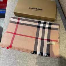 同步官网,巴宝莉经典时尚的情怀。日常时髦实用款】Burberry新款,真的无敌时髦百搭!!独有的格调,这才是大牌最迷人的 同步官网,巴宝莉经典时尚的情怀。日常时髦实用款】Burberry新款,真的无敌时髦百搭!!独有的格调,这才是大牌最迷人的