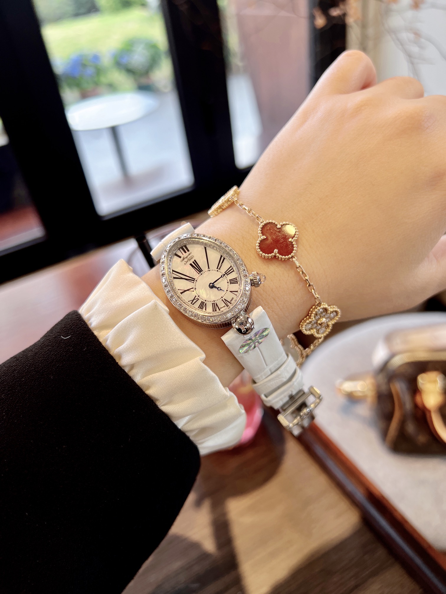 Breguet Queen Naples Series: Unique Eggshell Design for Modern Women - 图片 8