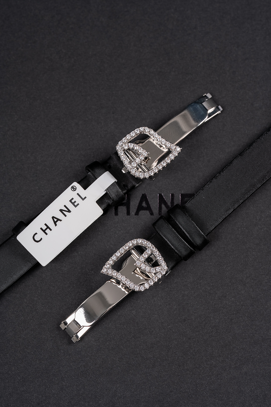 Chanel Custom Jewelry Series: Swiss Quartz, Natural Shellfish, Handmade Limited Edition - 图片 9