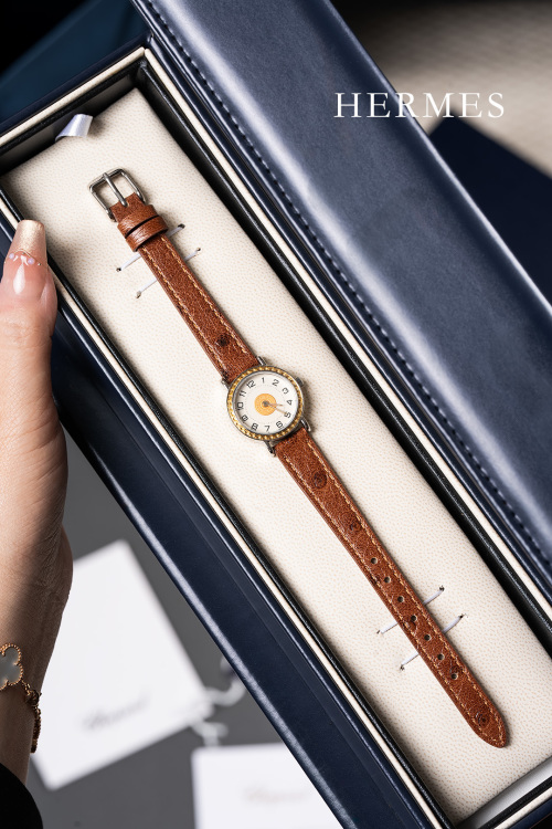 Hermes Gold Coin Vintage Women's Watch with Ostrich Leather Strap, 1994 1 Hermes Gold Coin Vintage Women's Watch with Ostrich Leather Strap, 1994