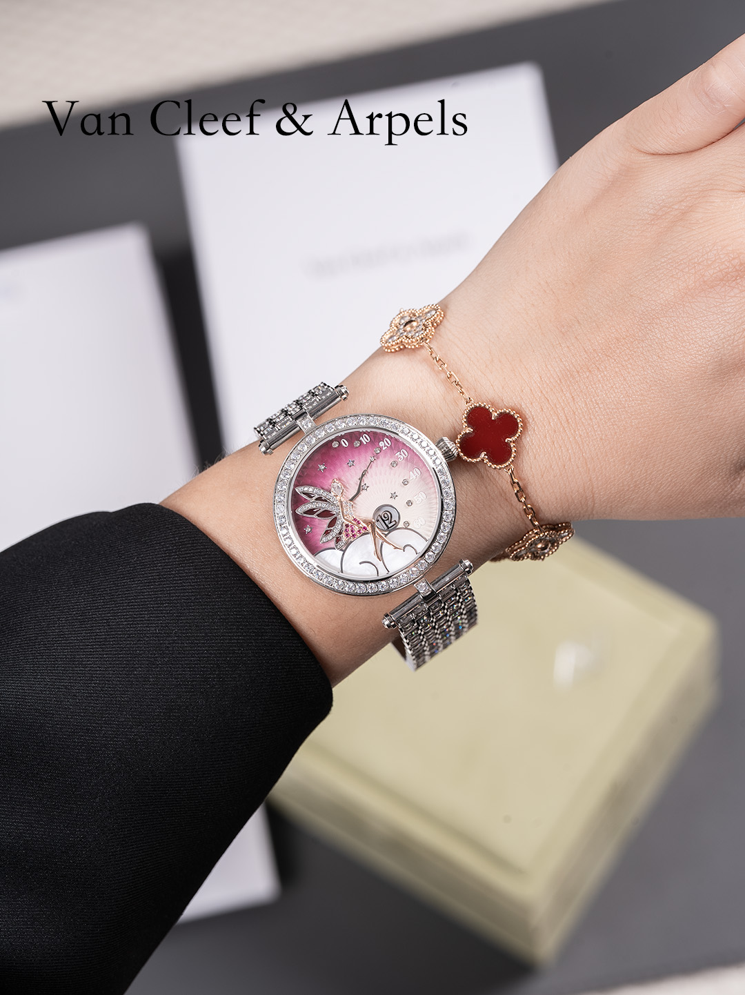 Van Cleef & Arpels Lady Férie Wristwatch: Symbol of Joy and Hope - 图片 2