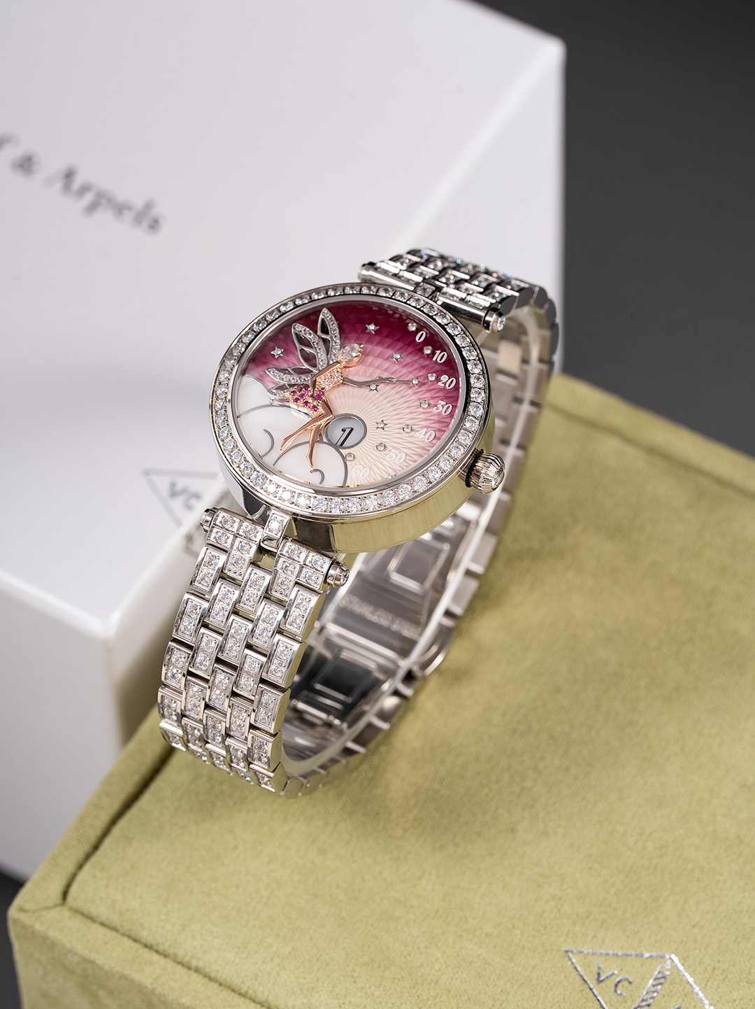Van Cleef & Arpels Lady Férie Wristwatch: Symbol of Joy and Hope