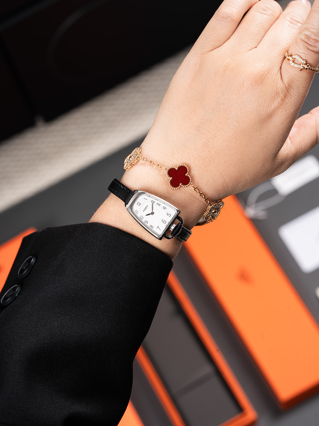 Hermès Galop d'Hermès Stainless Steel Ladies Watch, 20 x 27.2 mm 5 o 1irn70rnj1pre17u71ki4jels83