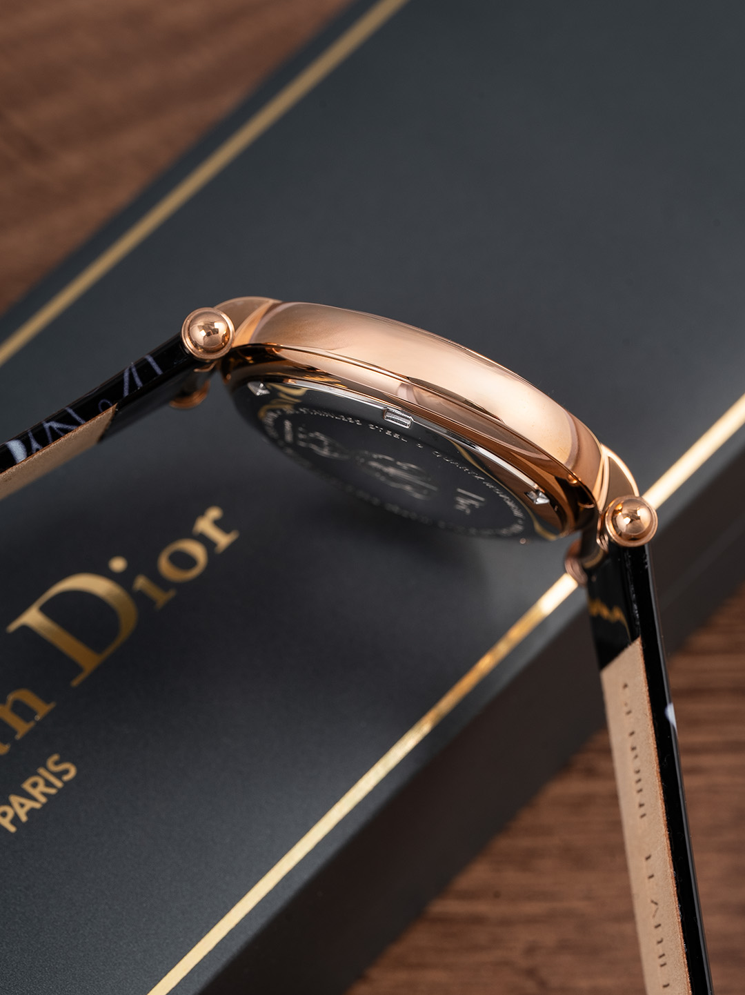 Summer BlingBling Watch: High-Quality Decoration for Social Distancing and Dating - 图片 6