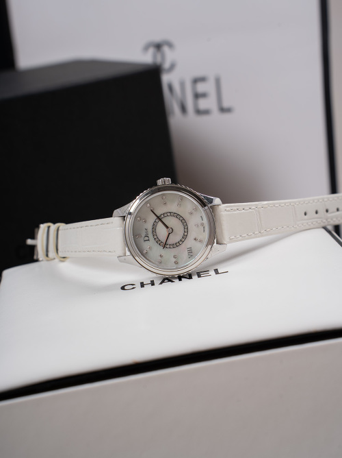 Dior VIII Montaigne Burgundy Ladies Watch with White Leather Strap, 33mm 1 Dior VIII Montaigne Burgundy Ladies Watch with White Leather Strap, 33mm