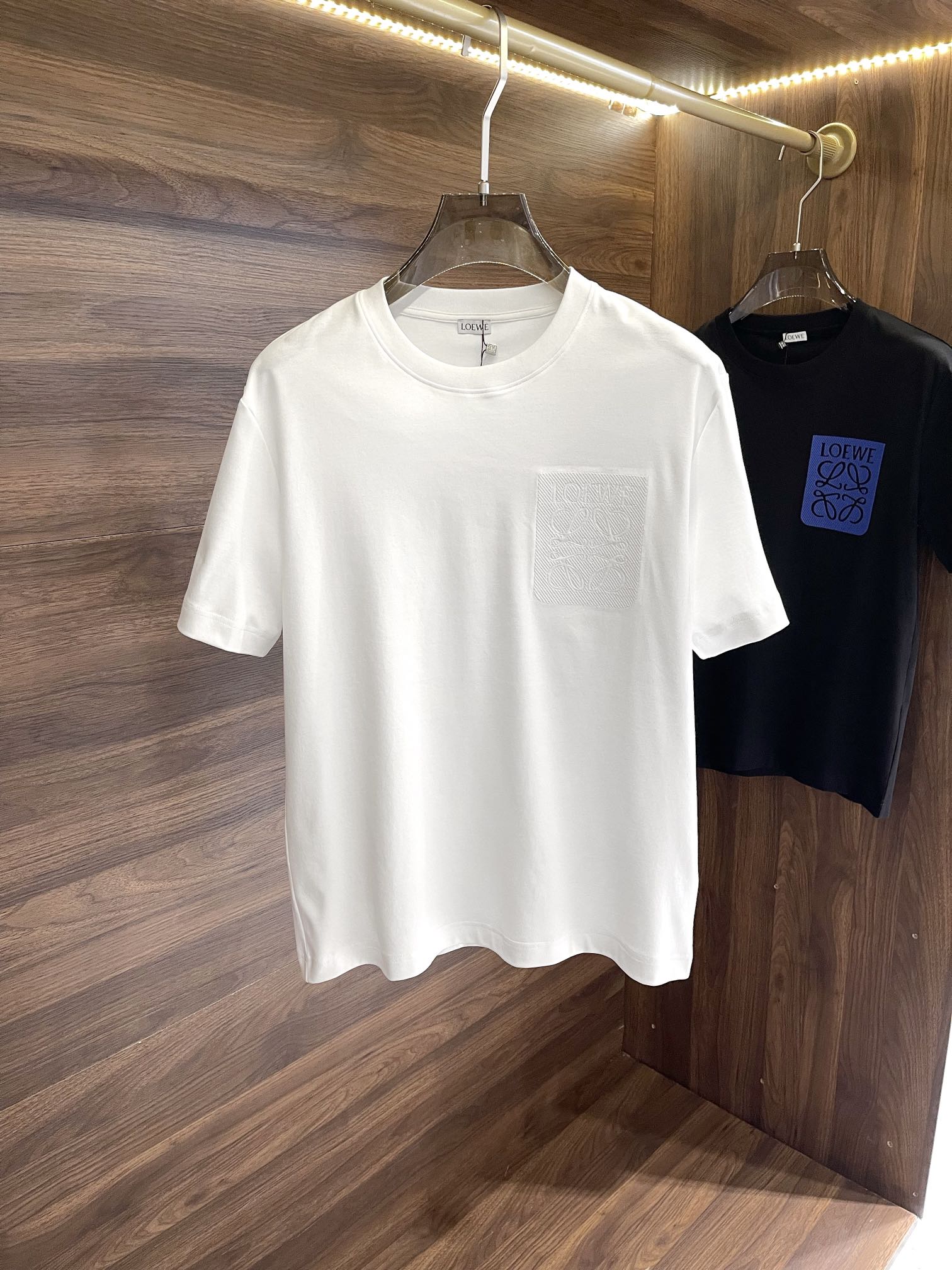 Loewe Clothing T-Shirt Black White Men Fashion Short Sleeve